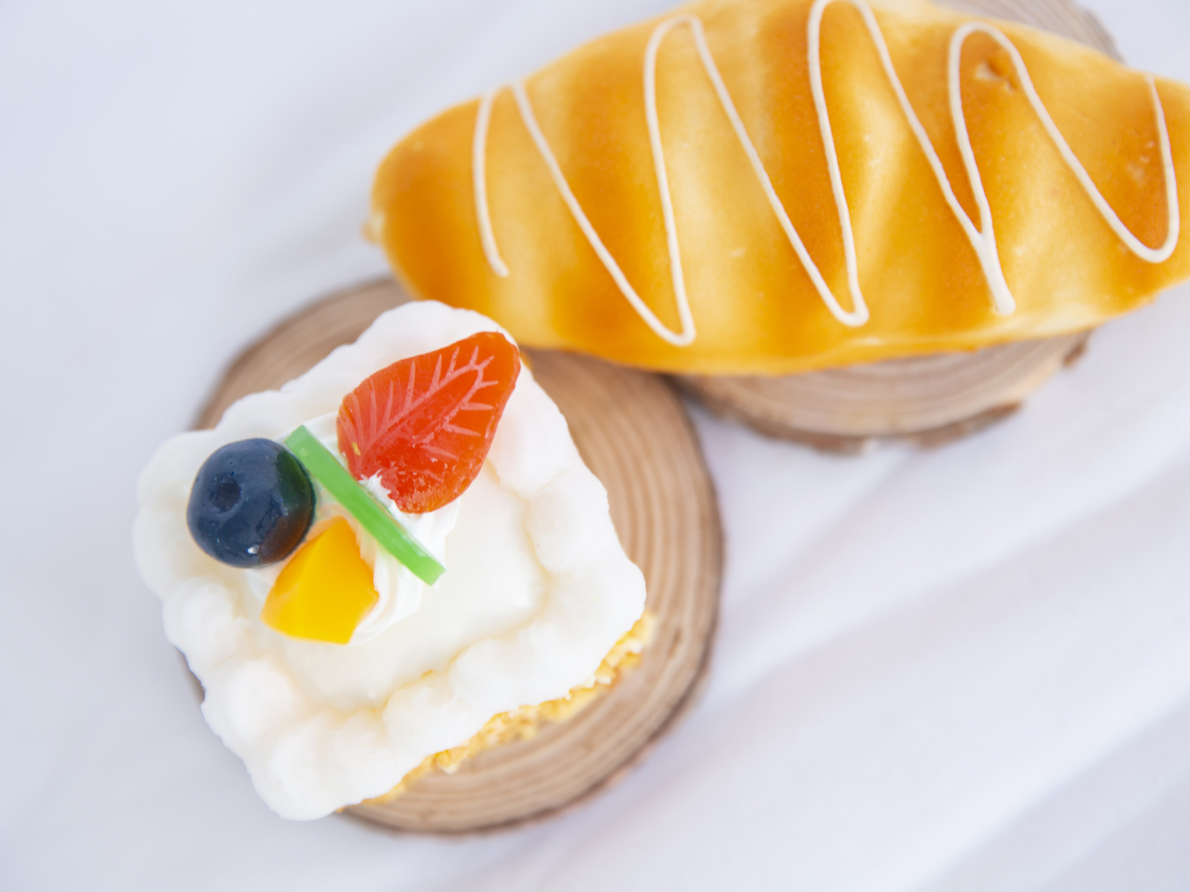 mango sticky rice 是泰国糕点文化中的一颗明珠,以其甜蜜诱人的口感