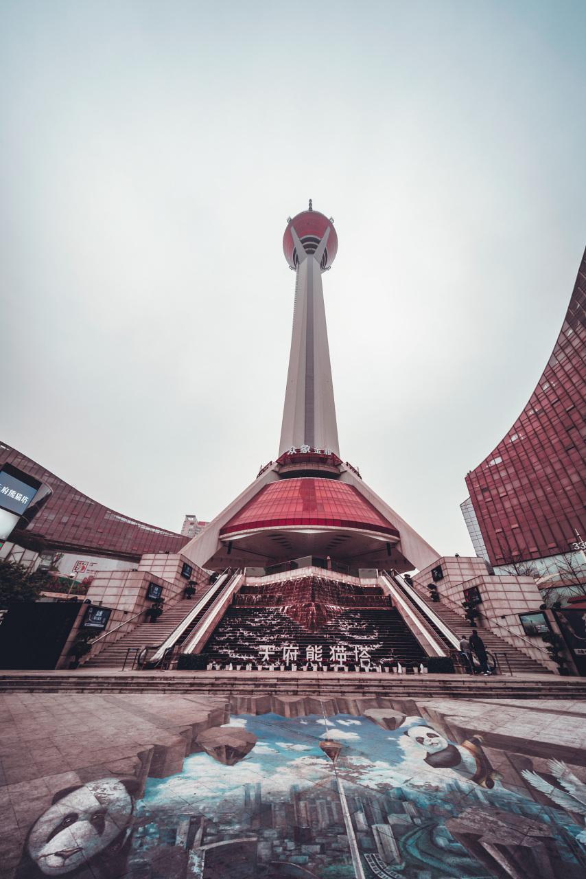 名塔靓影 | 天府熊猫塔  2014年11月8日,当四川广播电视塔投入运营