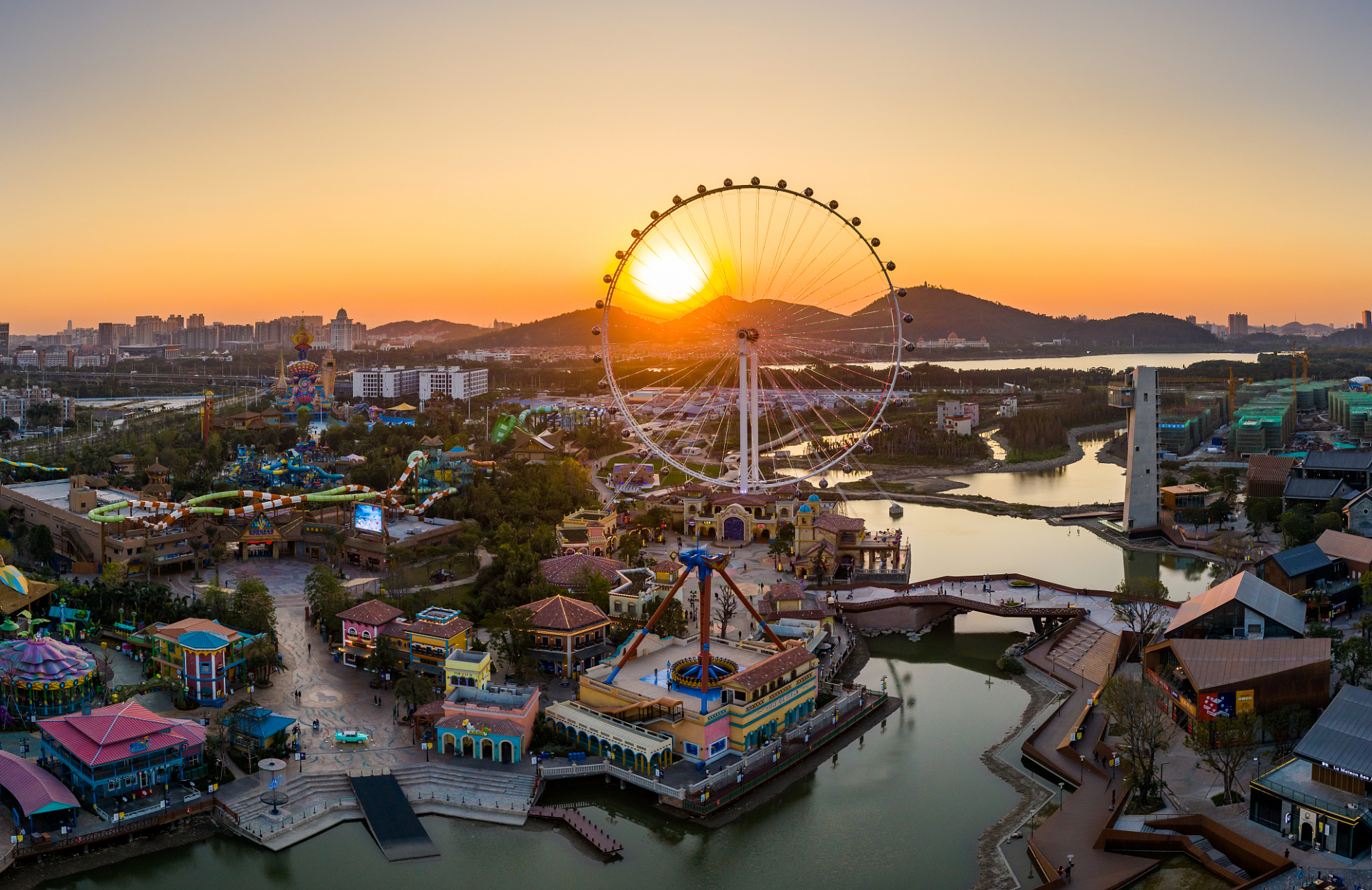 这一站就出发#【华侨城欢乐港湾】位于广东省深圳市宝安区宝华路与海