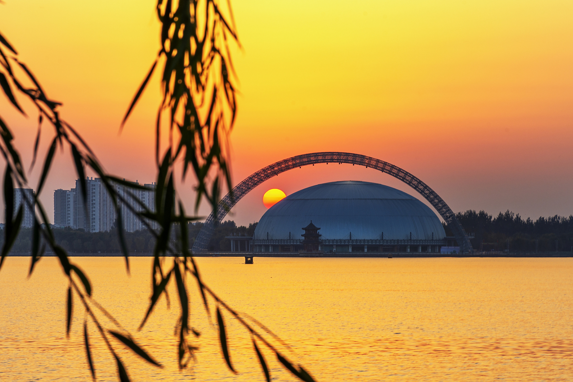 【山东聊城东昌湖旅游攻略】  东昌湖,位于山东省聊城市东昌府区,是