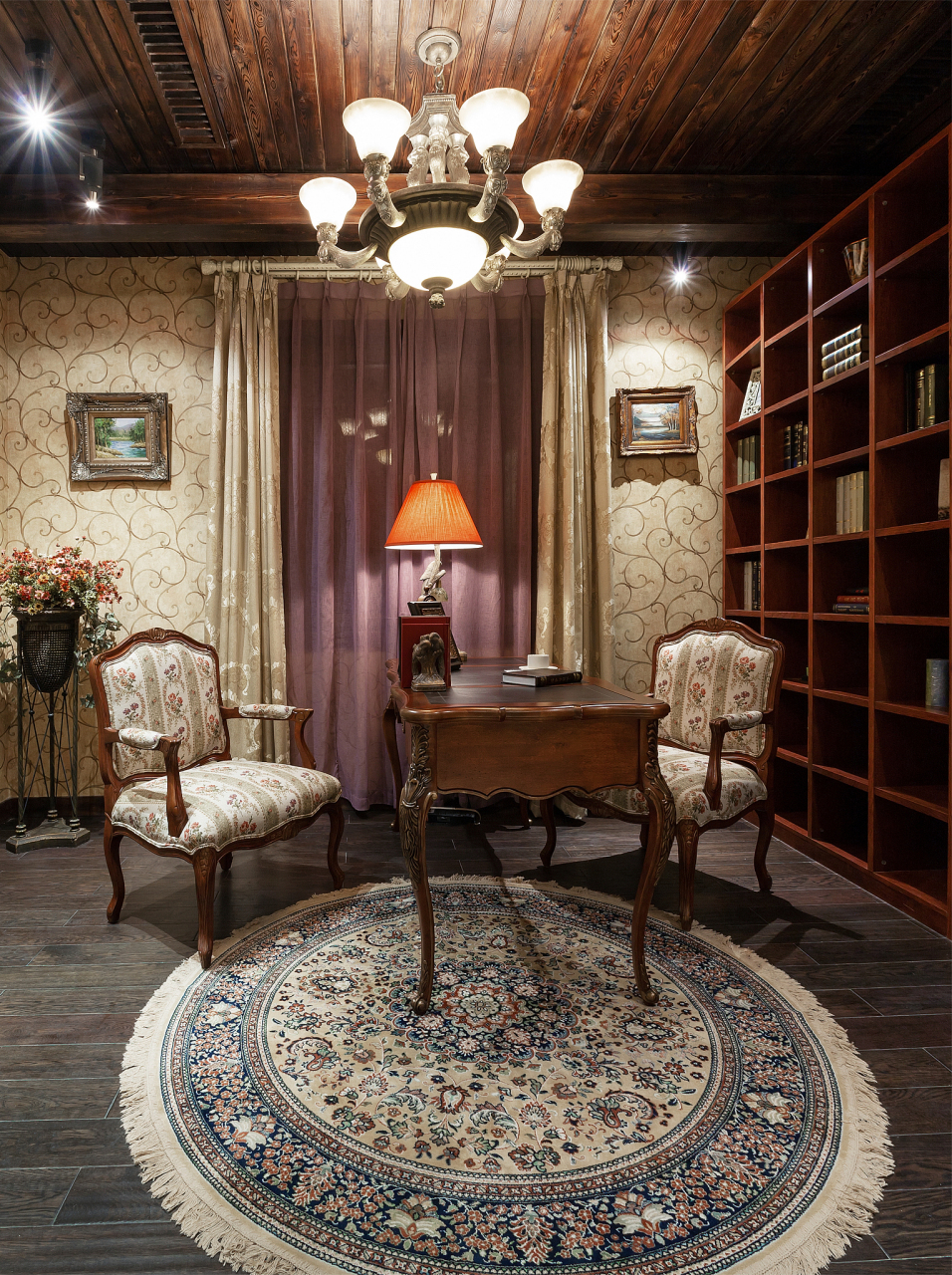 利用欧式古典元素设计书房可以为空间增添一种优雅和精致的氛围.