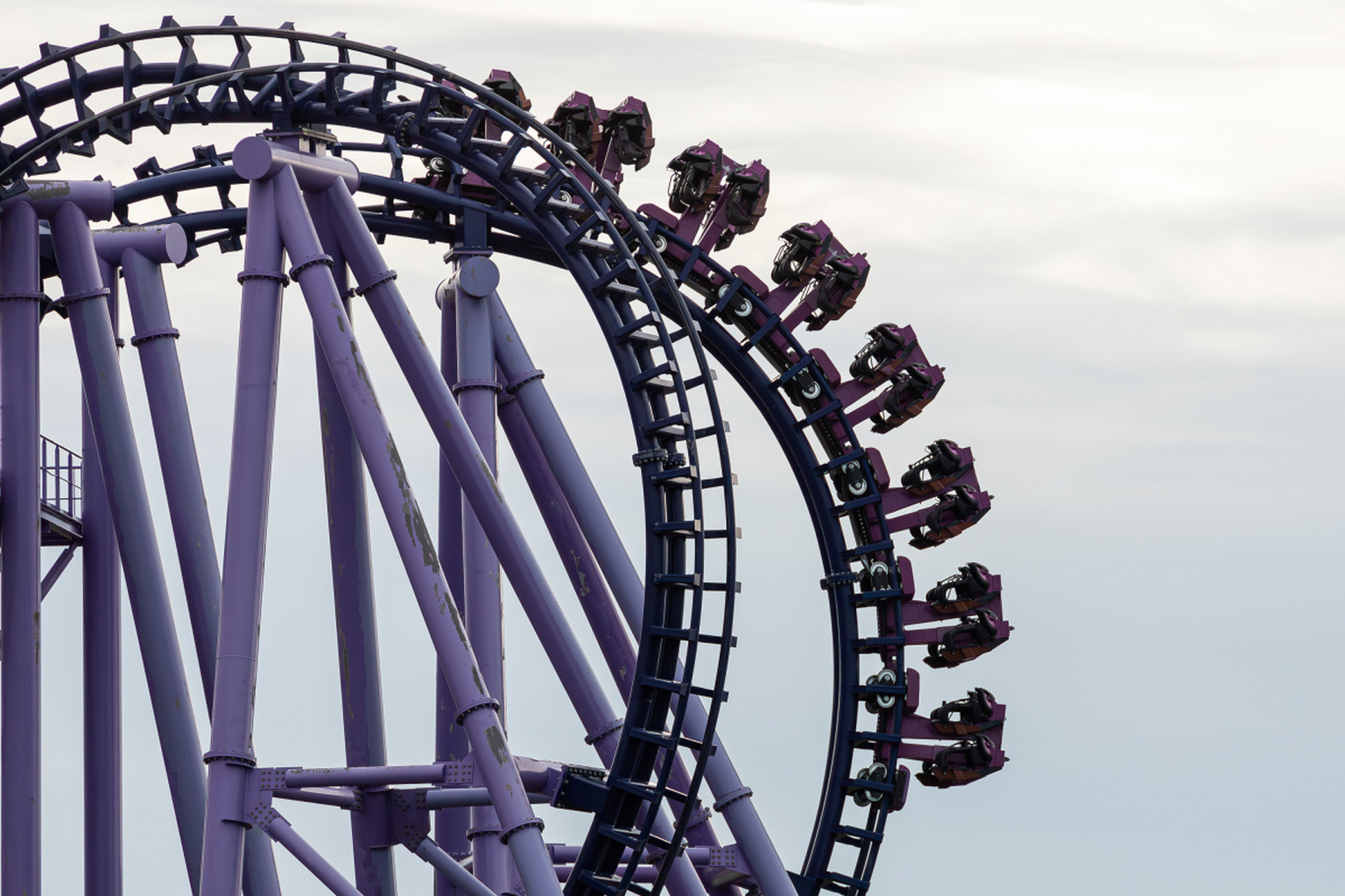 昨天我终于去了心心念念的重庆欢乐谷,哇,简直不要太好玩啊!