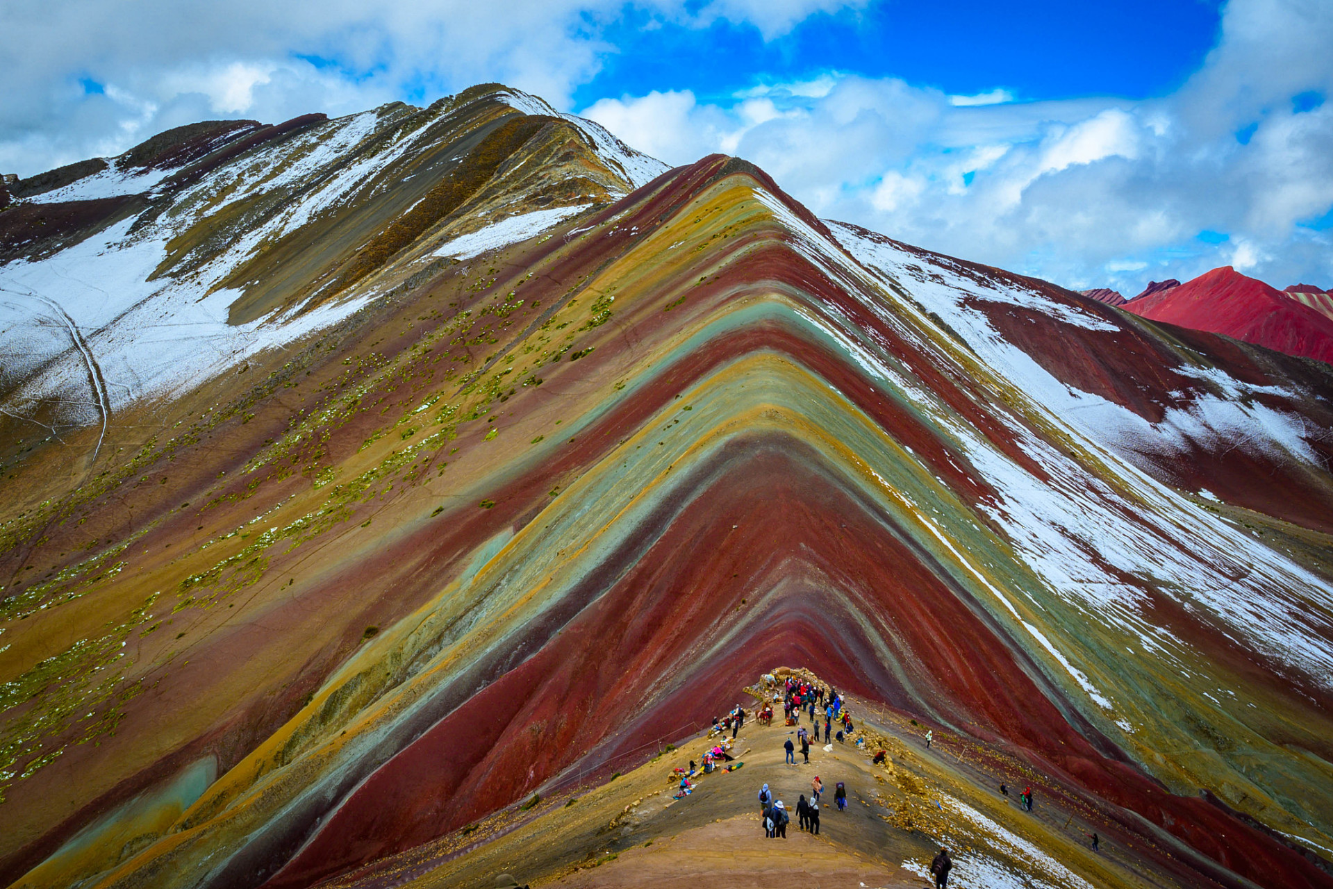 秘鲁彩虹山形成过程图片