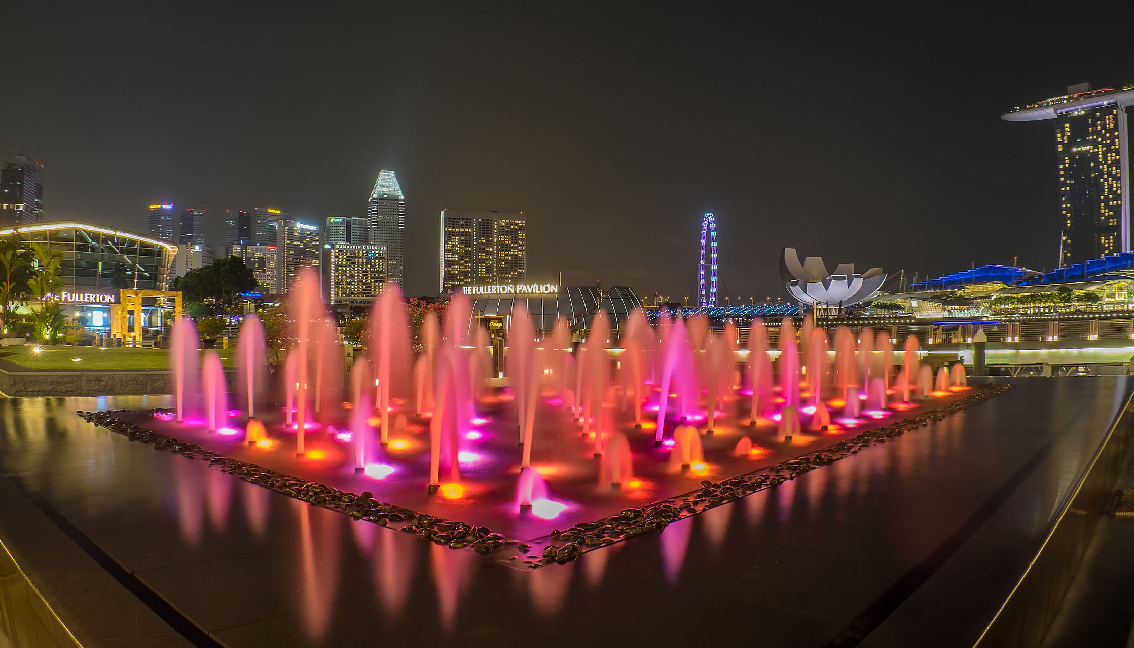 ai表白教师节# 93秋水广场,一个让人心旷神怡的地方,是南昌的标志