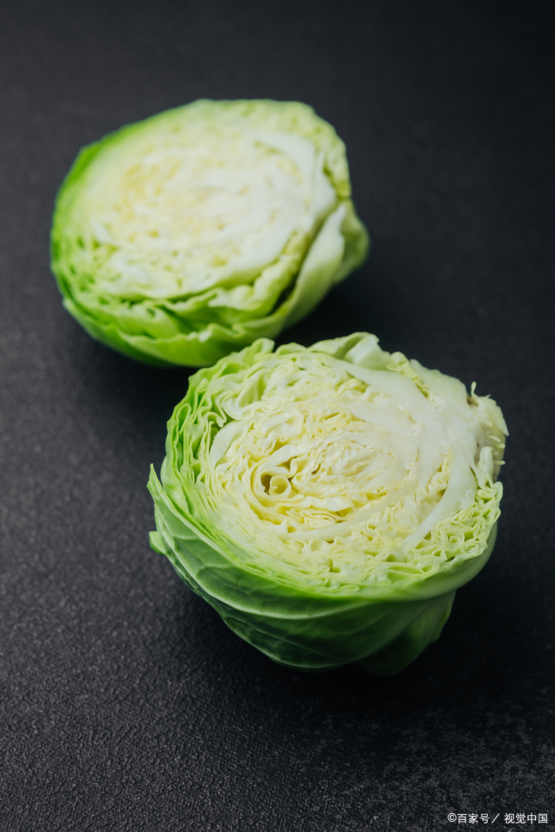 包菜,学名结球甘蓝,别名圆白菜,卷心菜,甘蓝等,是十字花科芸薹属的