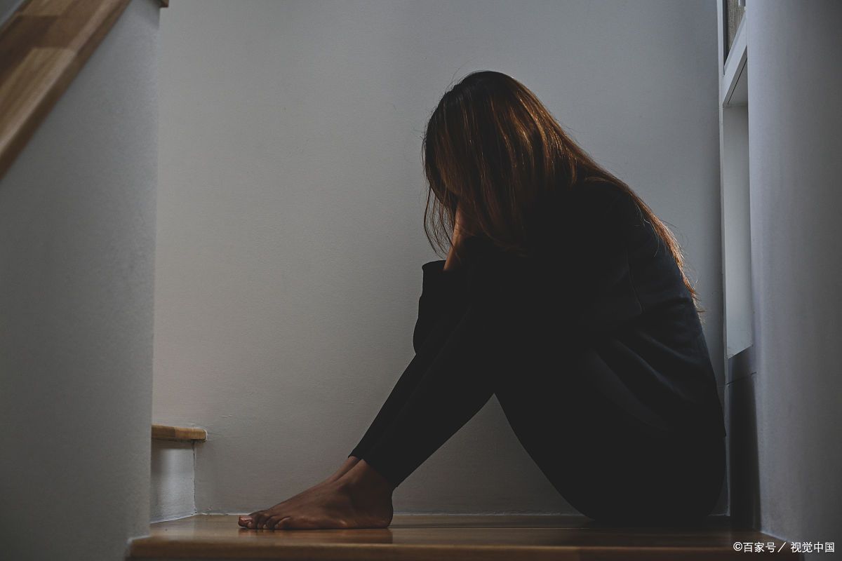 长时间忽视或压抑这些情绪,会在心中积累,直到无法承受为止