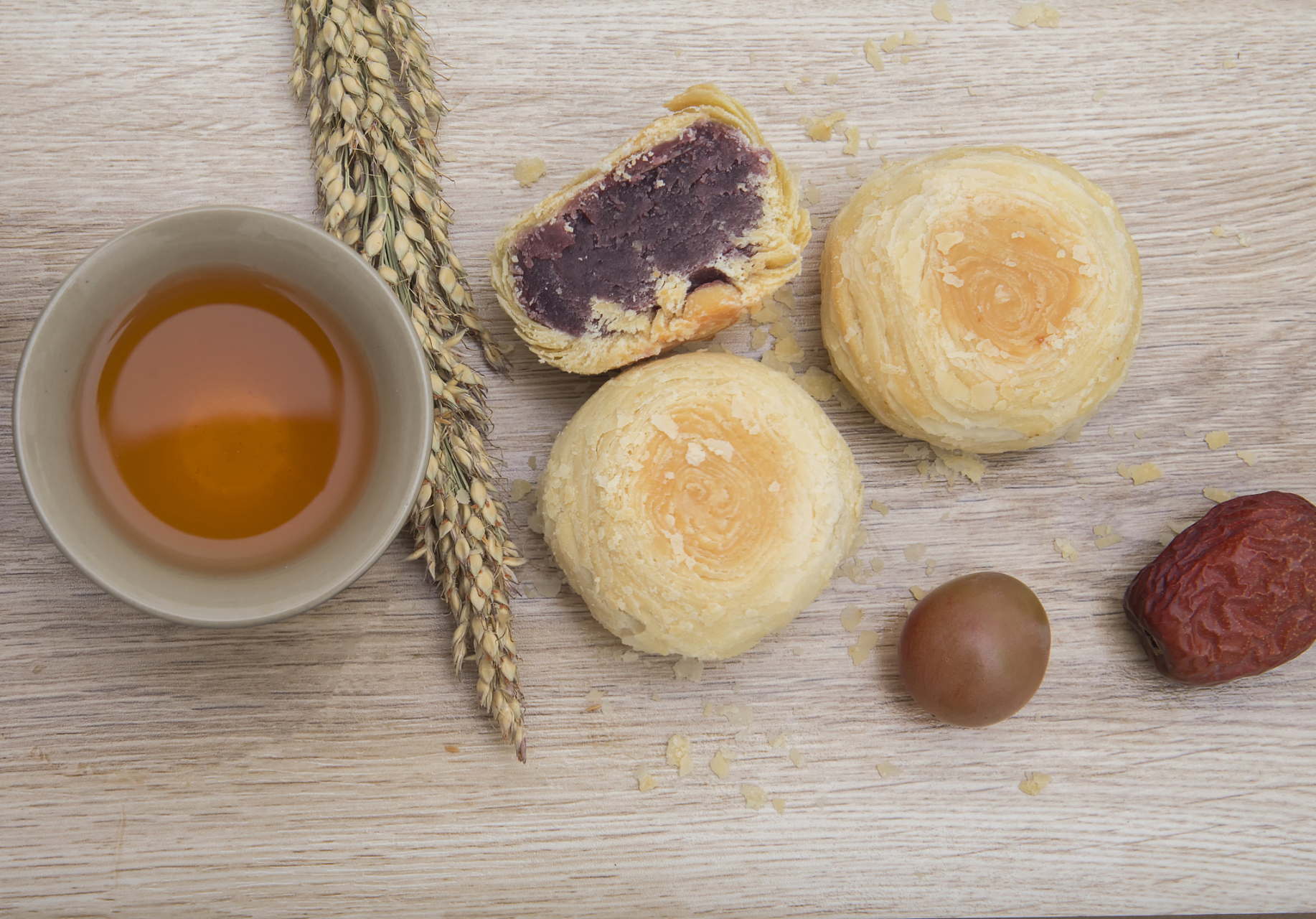九江的桂花茶饼是江西的一道传统美食,也是中国的非物质文化遗产之一.