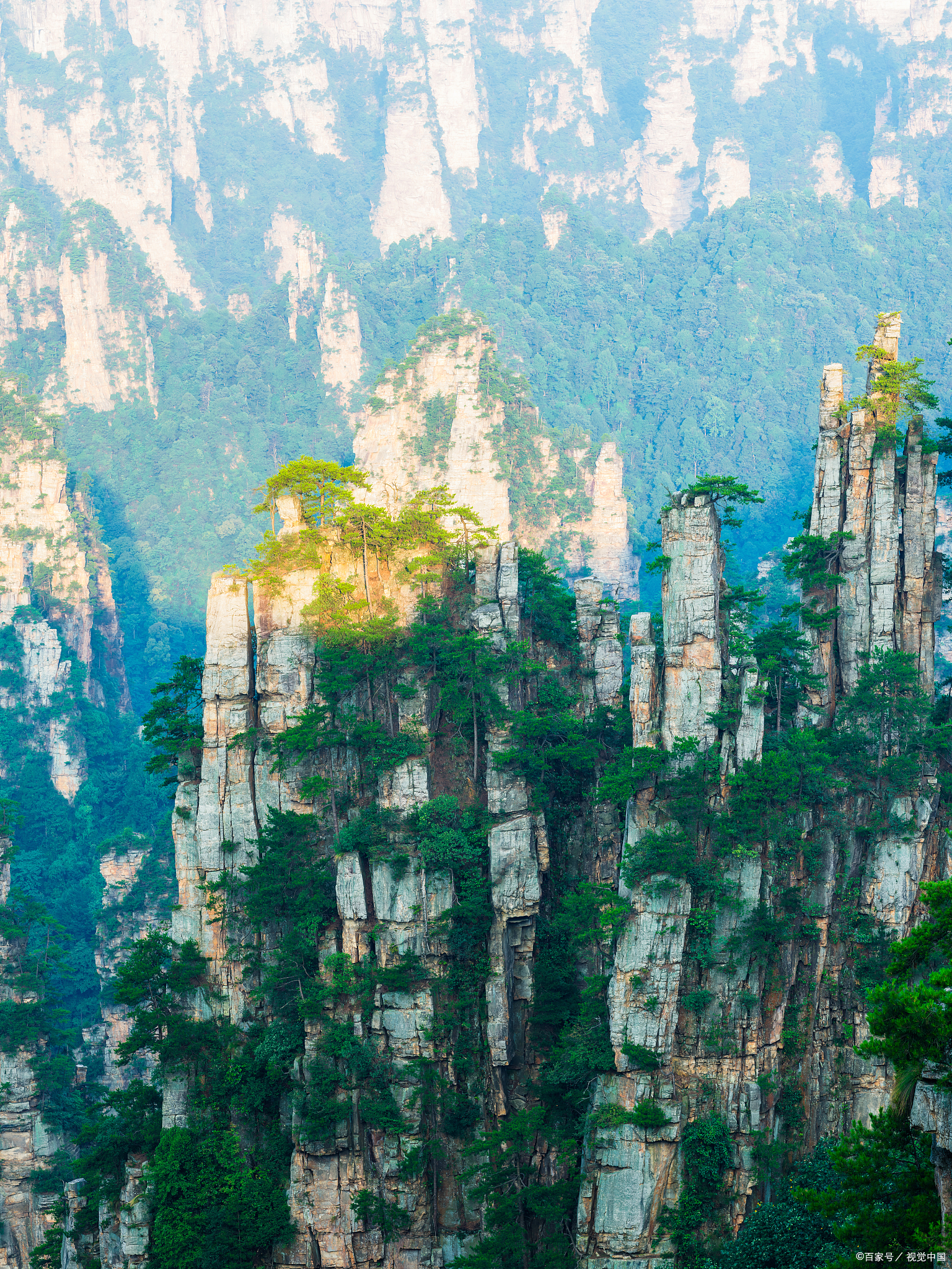 张家界地貌类型多样图片