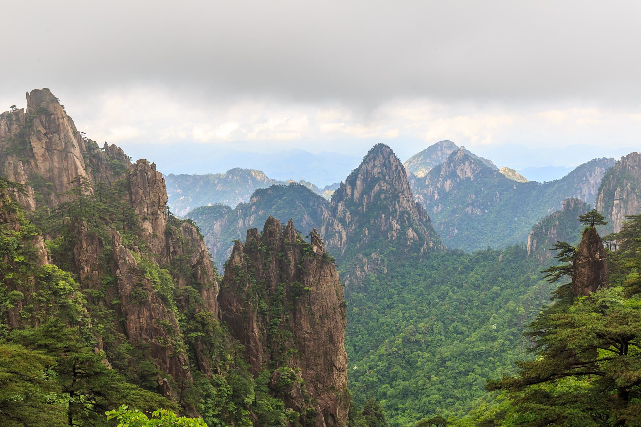 黄山奇峰图图片