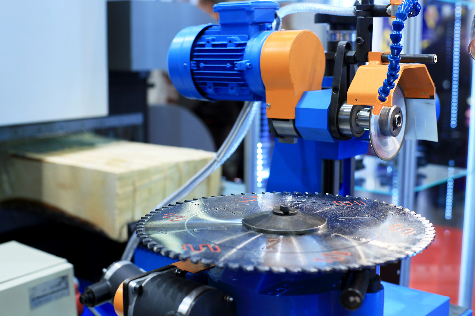 常见的切割加工方式有哪些?各种切割加工有什么区别?  在现代机械加工