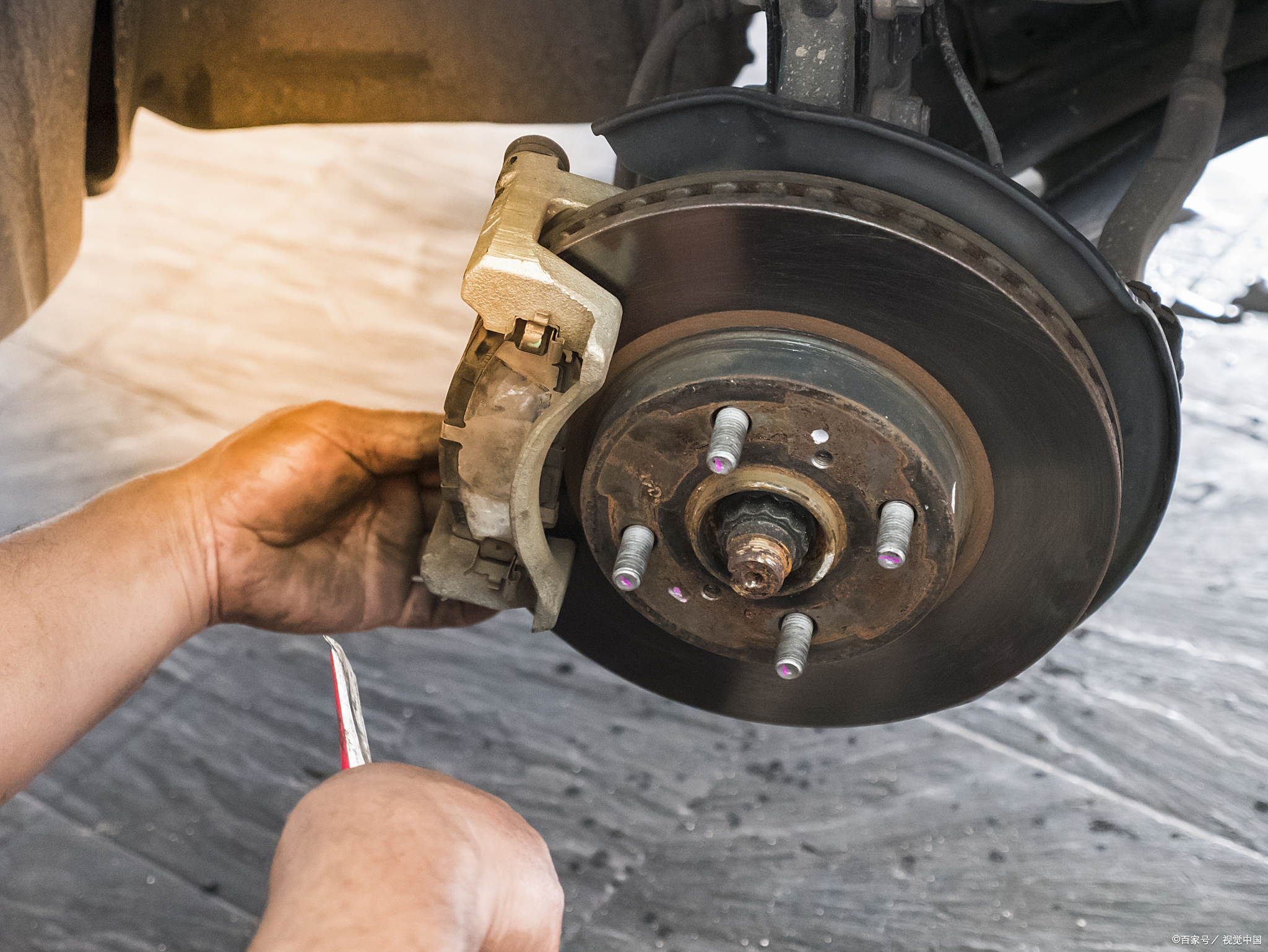 汽车制动器是什么