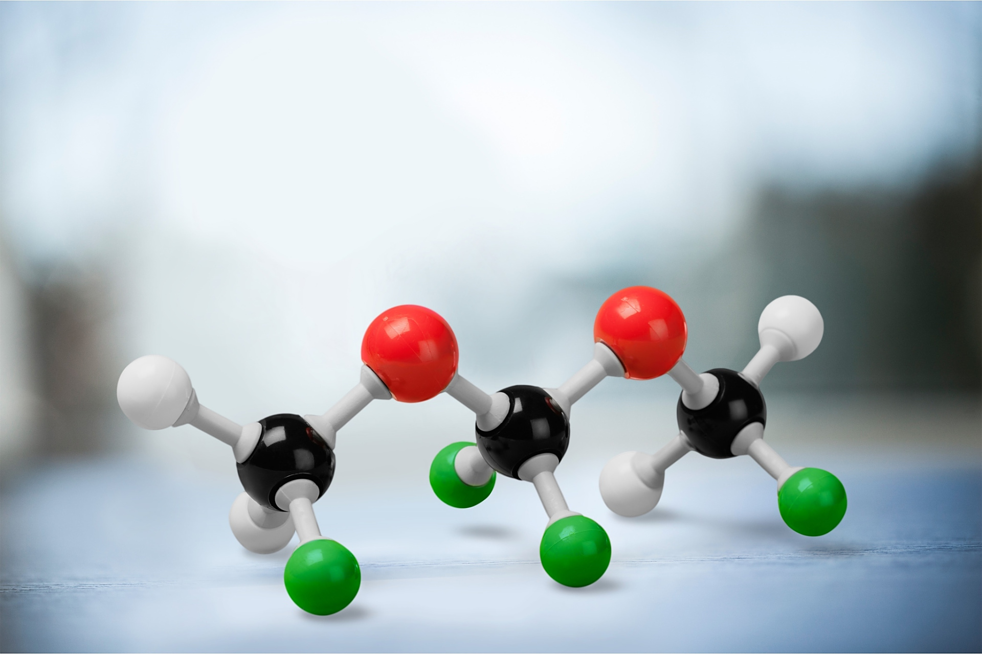 #壳聚糖#   壳聚糖是一种天然的生物高分子材料,具有很好的生物相容性