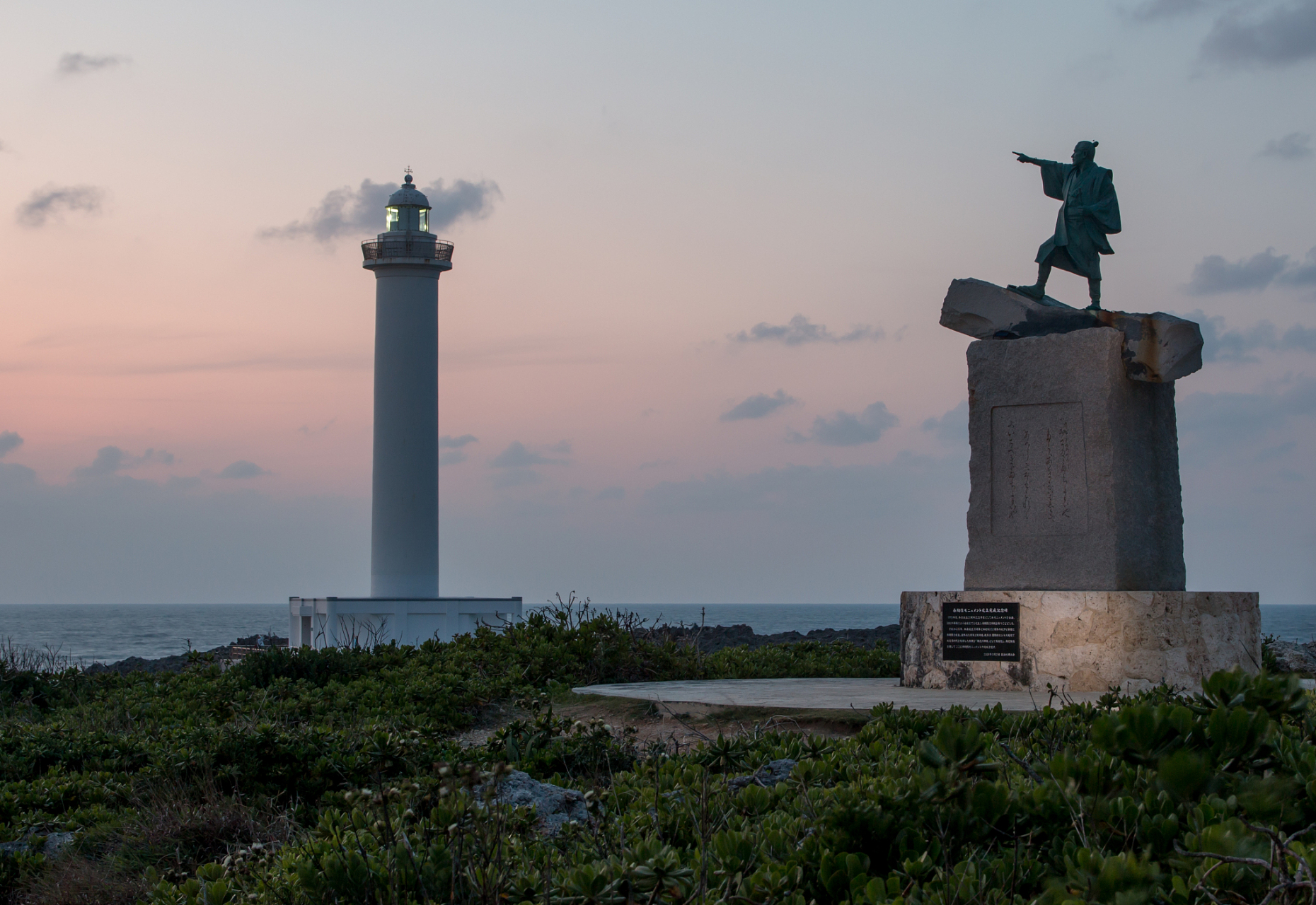 珍宝岛是中国的固有领土,涉及历史,政治和国际关系等多个方面.
