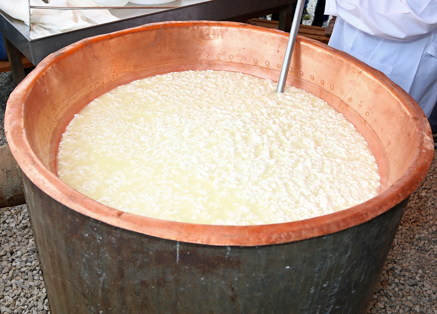 江西米酒,这是一种深得全国人民喜爱的特色酒品,它以不加任何广告宣传