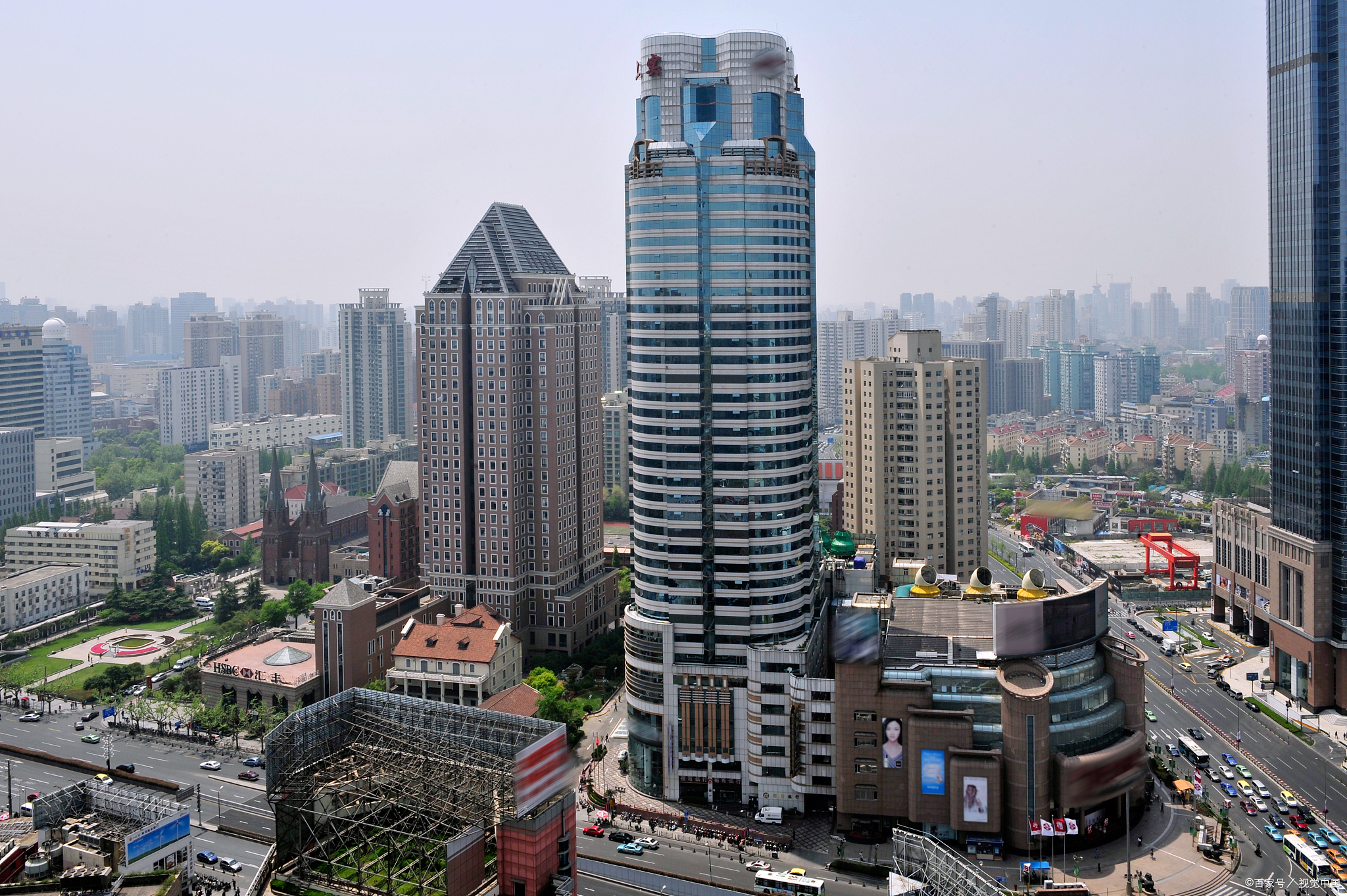 徐家汇天主教堂:城市中的信仰灯塔