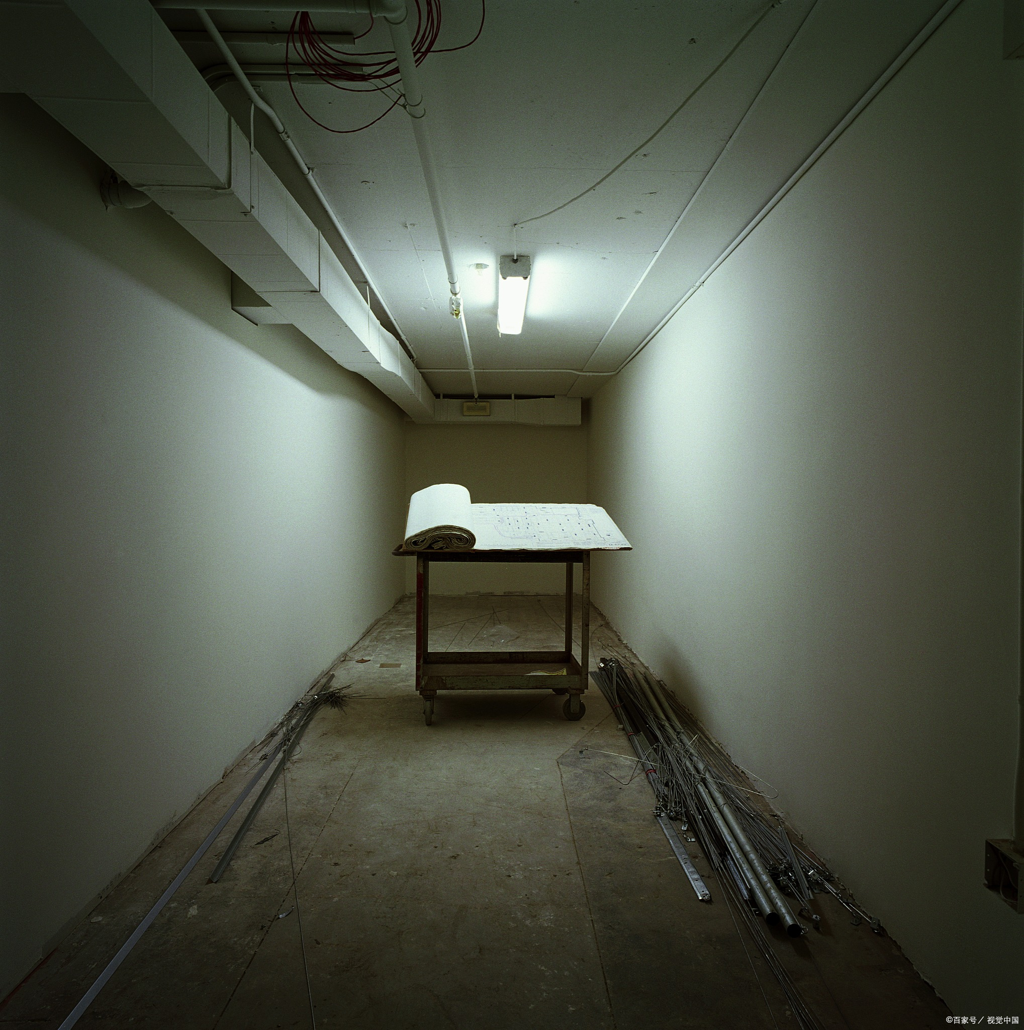 故事:停尸房送来一具女尸,我鬼迷心窍,隔天发现不对劲摊上事了