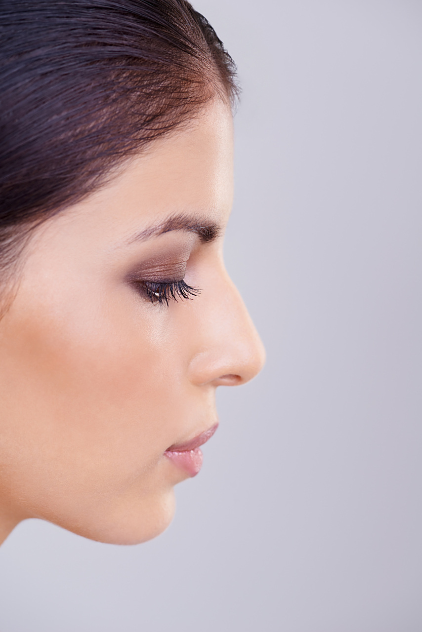 线雕鼻子几天恢复自然,线雕隆鼻后注意事项  线雕鼻子通常需要1-3个月