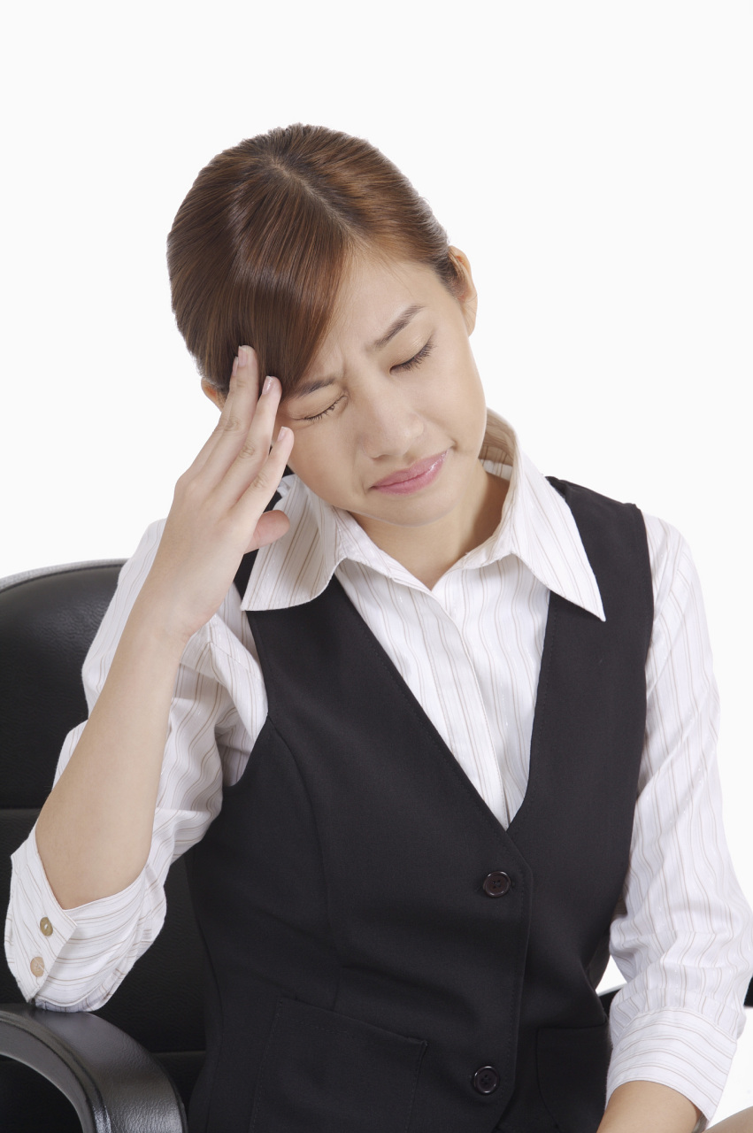 女性头痛是什么原因?  #夏日健康科普季来袭#   偏头痛.