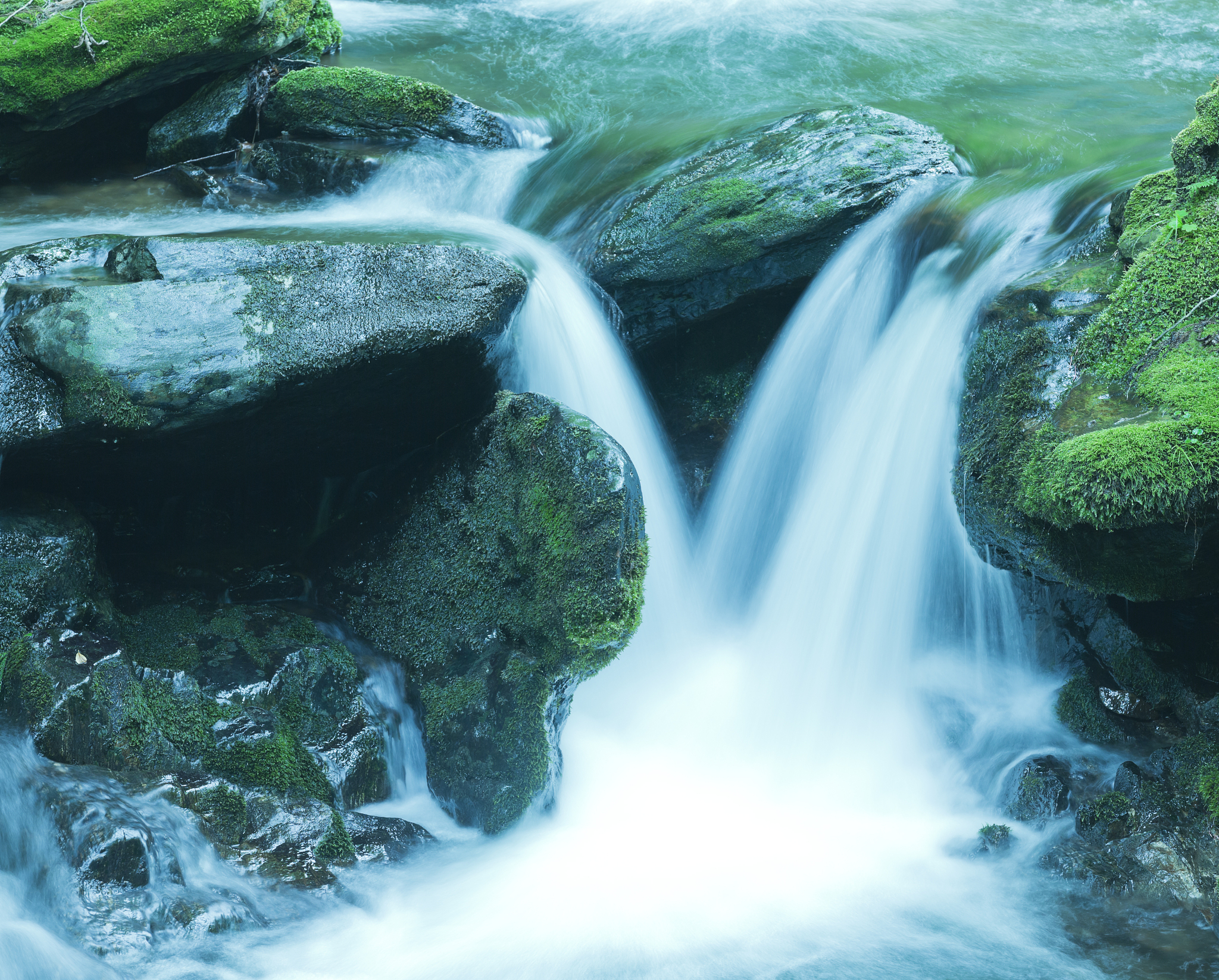 水喻财…汇江河湖海…天工巧成…一横展,水润万物而不争