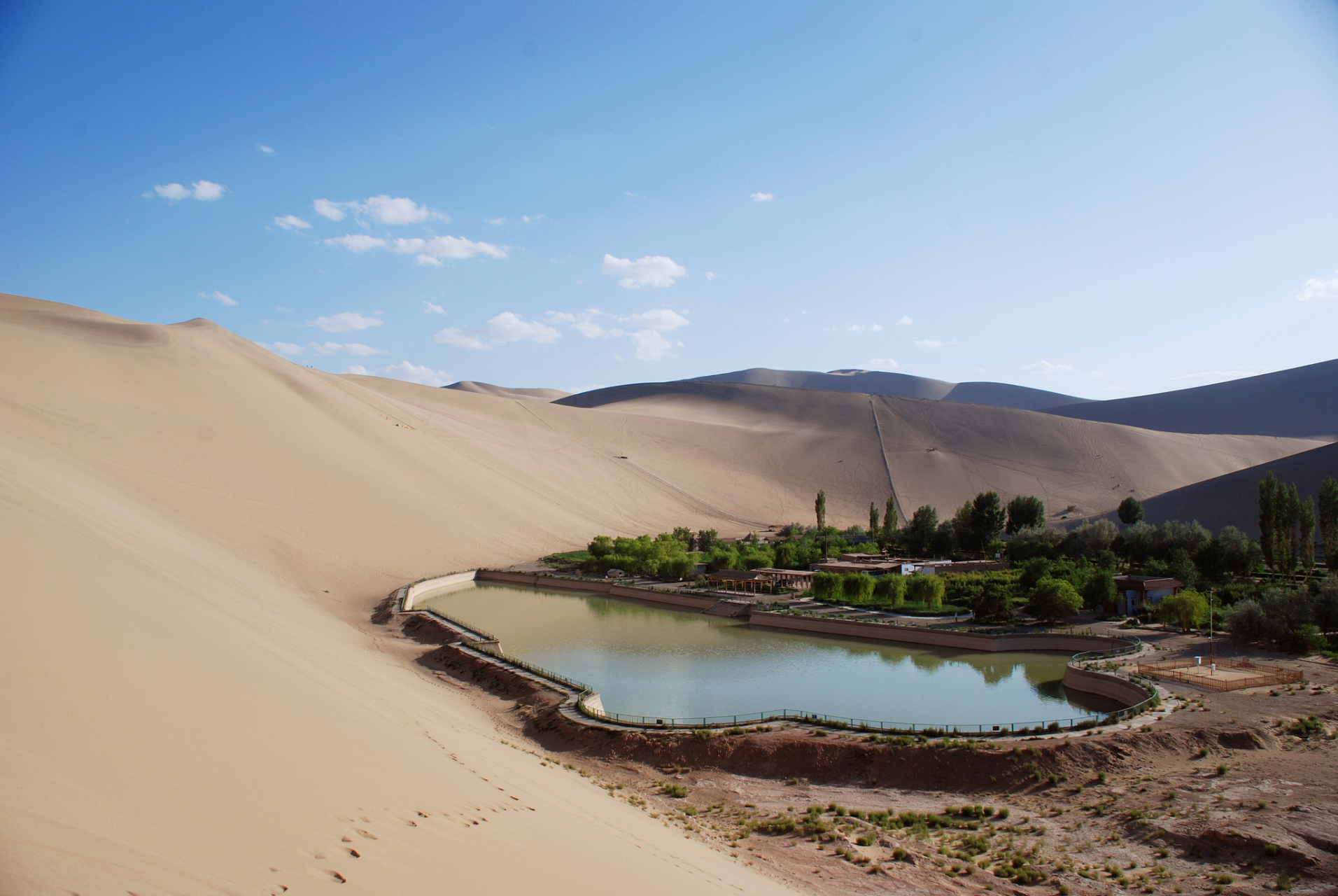 奇遇那拉提#新疆那拉提木垒鸣沙山景点是近年来备受游客喜爱的旅游