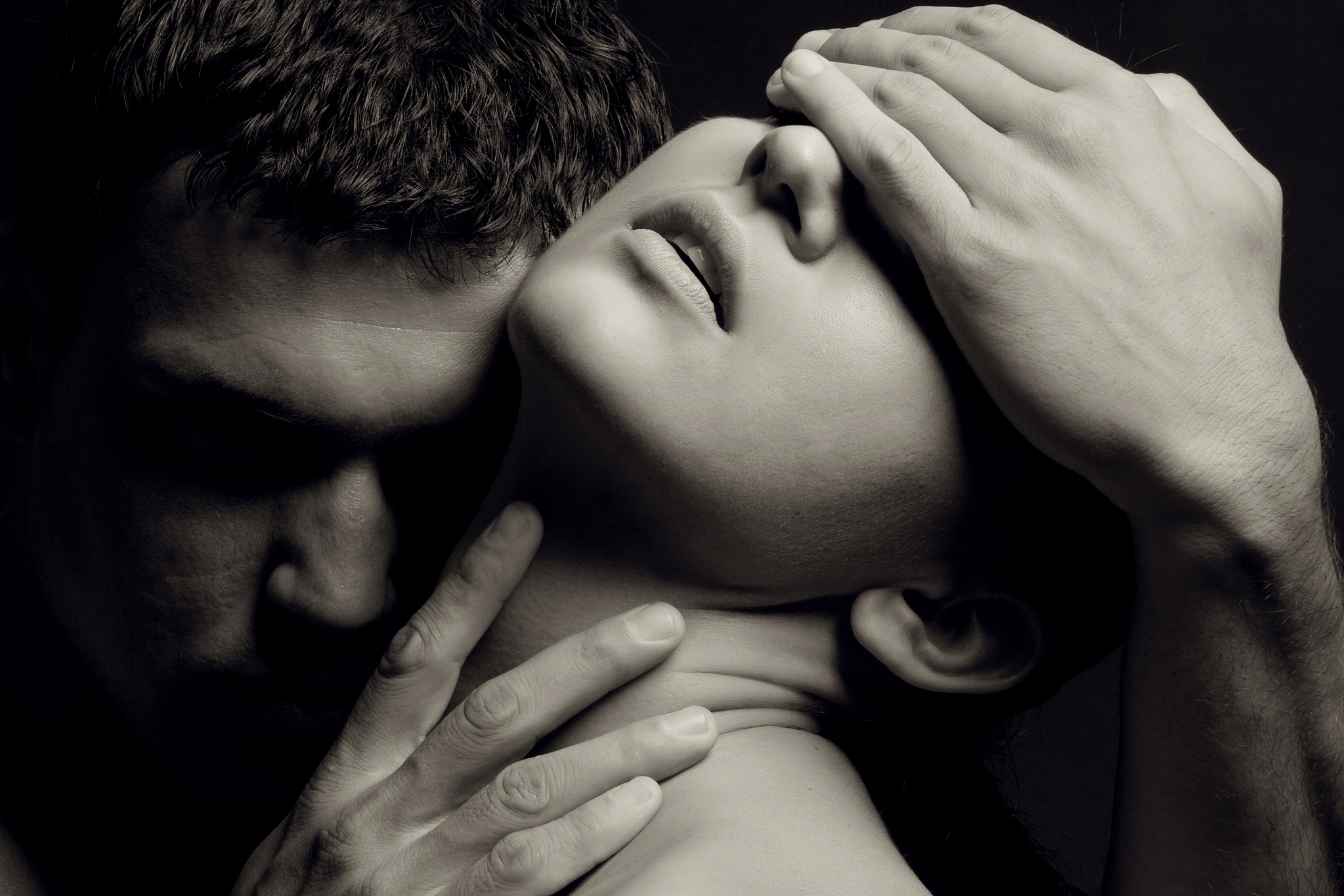 失望源于生活中的点滴忽视与伤害,当付出无回报时,感情易夭折