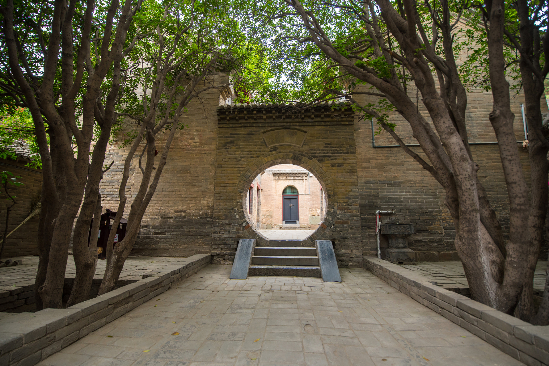 夏日闪光旅行家# 广府古城甘露寺庄重肃穆,宁静祥和,是一方心灵的