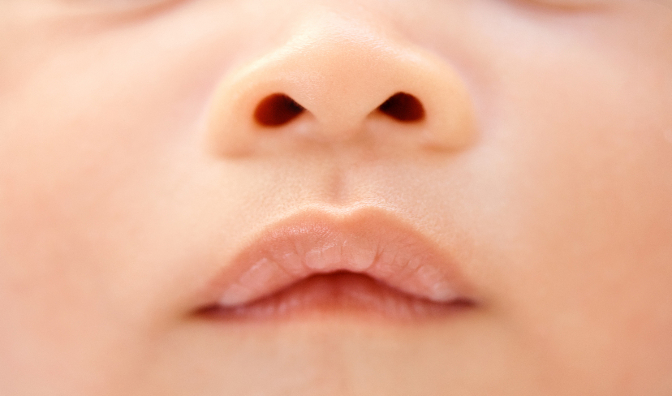 有家长来问我,孩子鼻孔里有那种肉球,是什么东西?