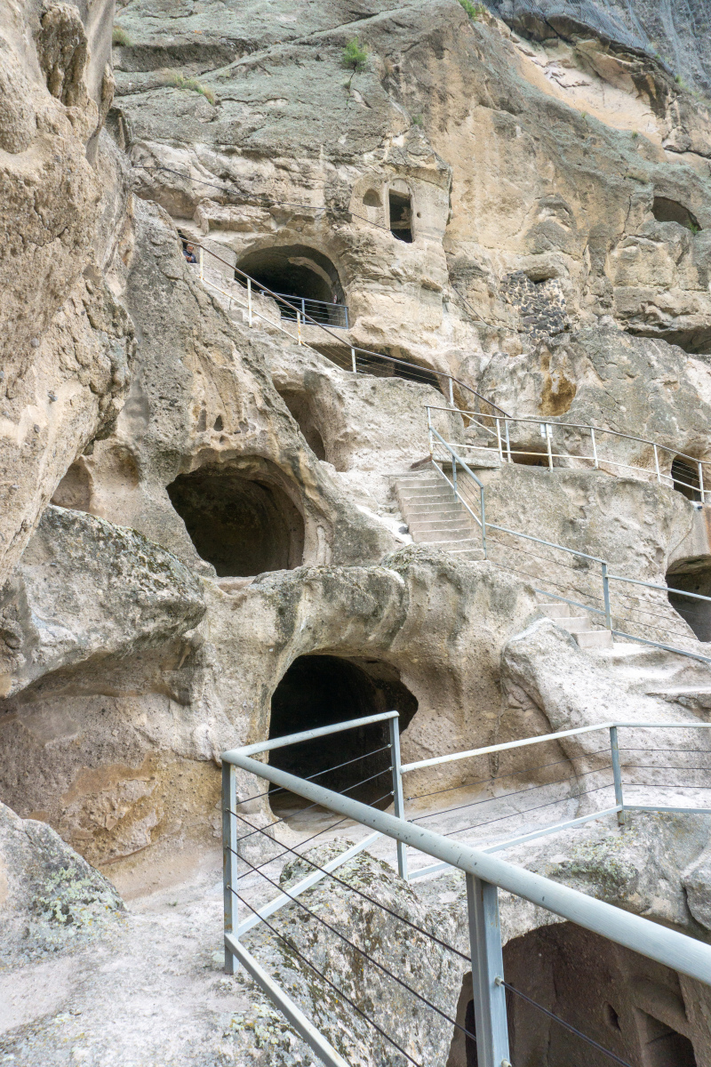 千佛洞国家森林公园:探秘千年古刹,领略佛教文化 如果你对佛教文化