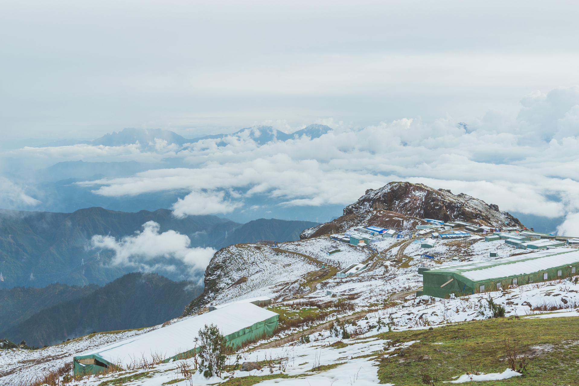 首先,了解定西市石门雪山的具体位置.