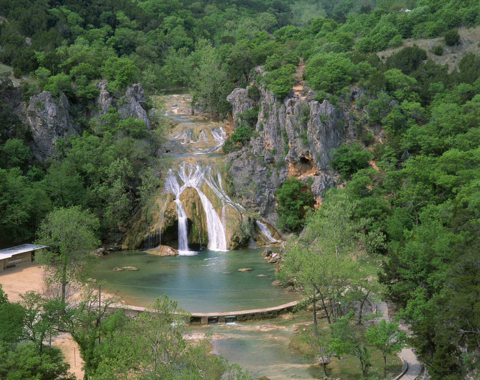 夏日闪光旅行家# 临沂费县云瀑洞天景区,位于山东省临沂市费县.