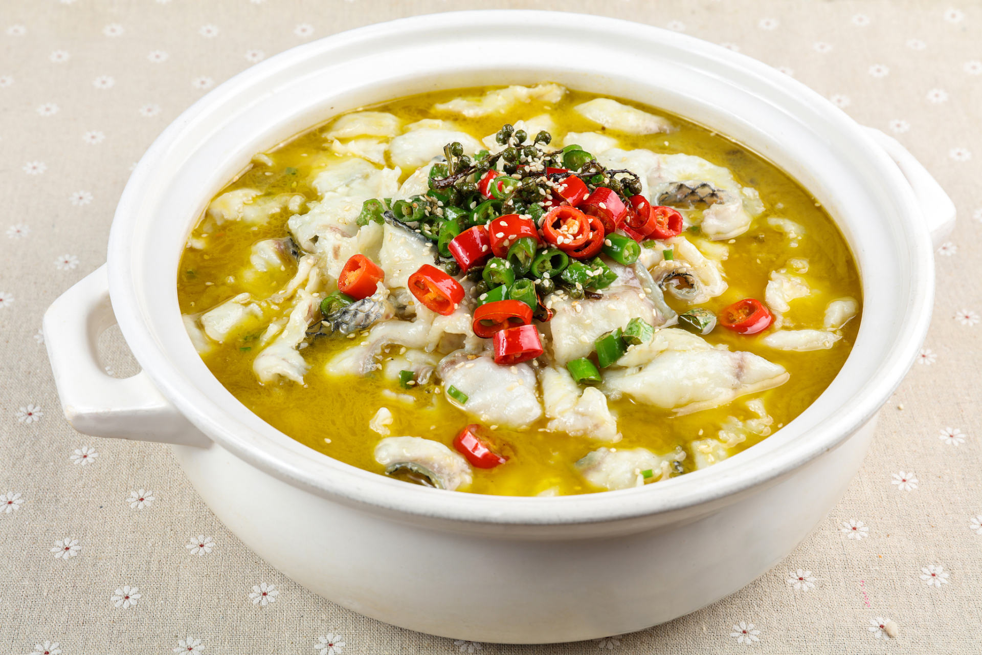 酸菜鱼片怎么做好吃又嫩滑呢?分享我的做法,喜欢的可以收藏.