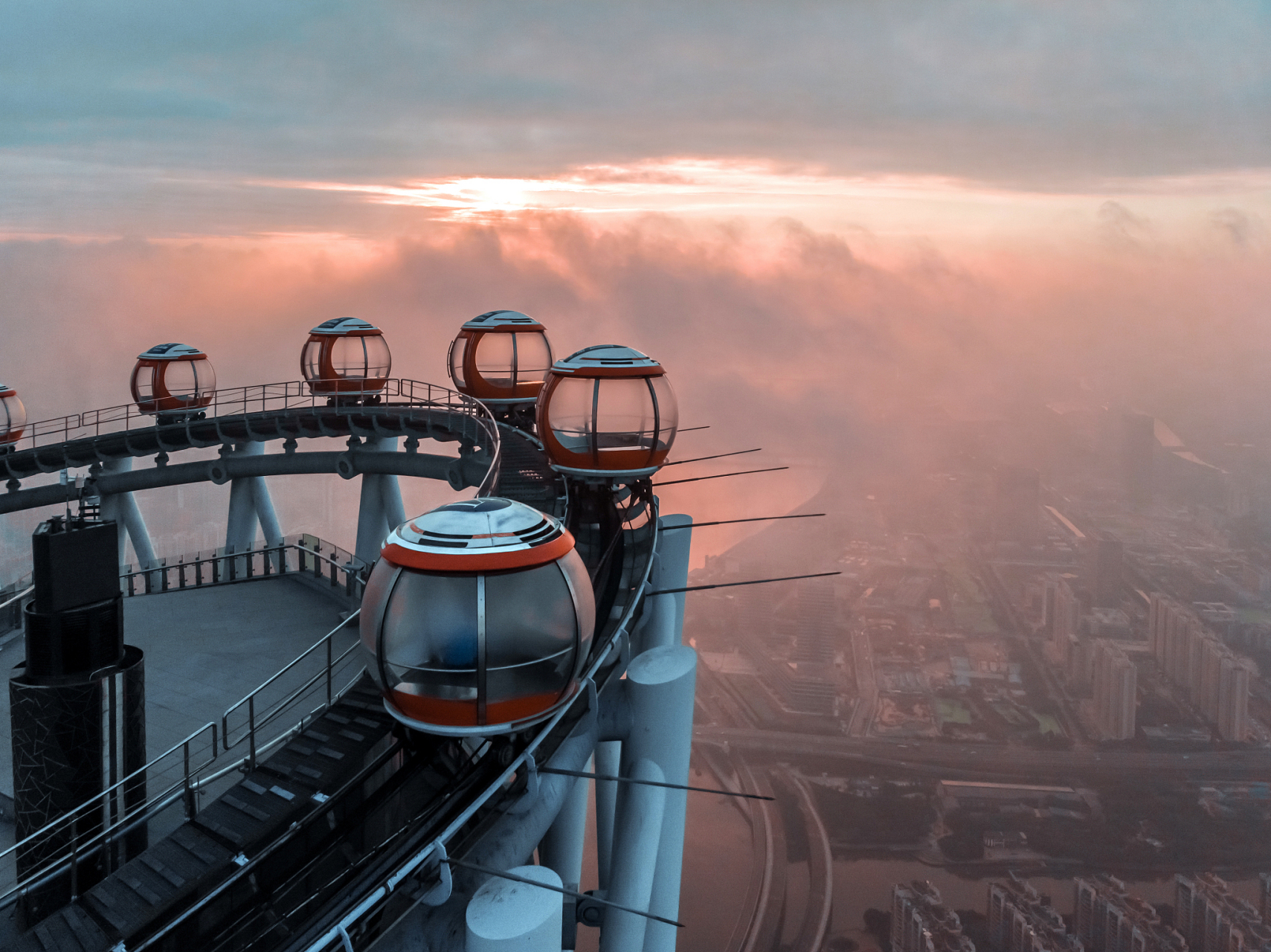 畅游广州小蛮腰——游玩攻略 广州塔观光地点:433米白云,星空观光大厅