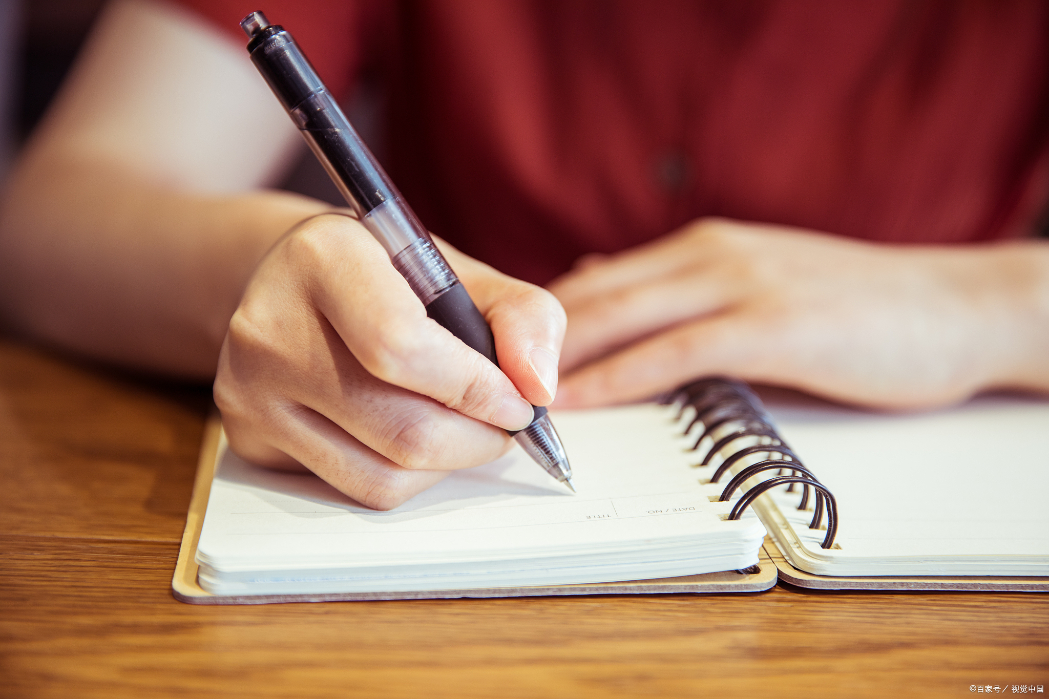 优秀教师代表发言稿:践行"三好"铸师魂,秉持"三有"