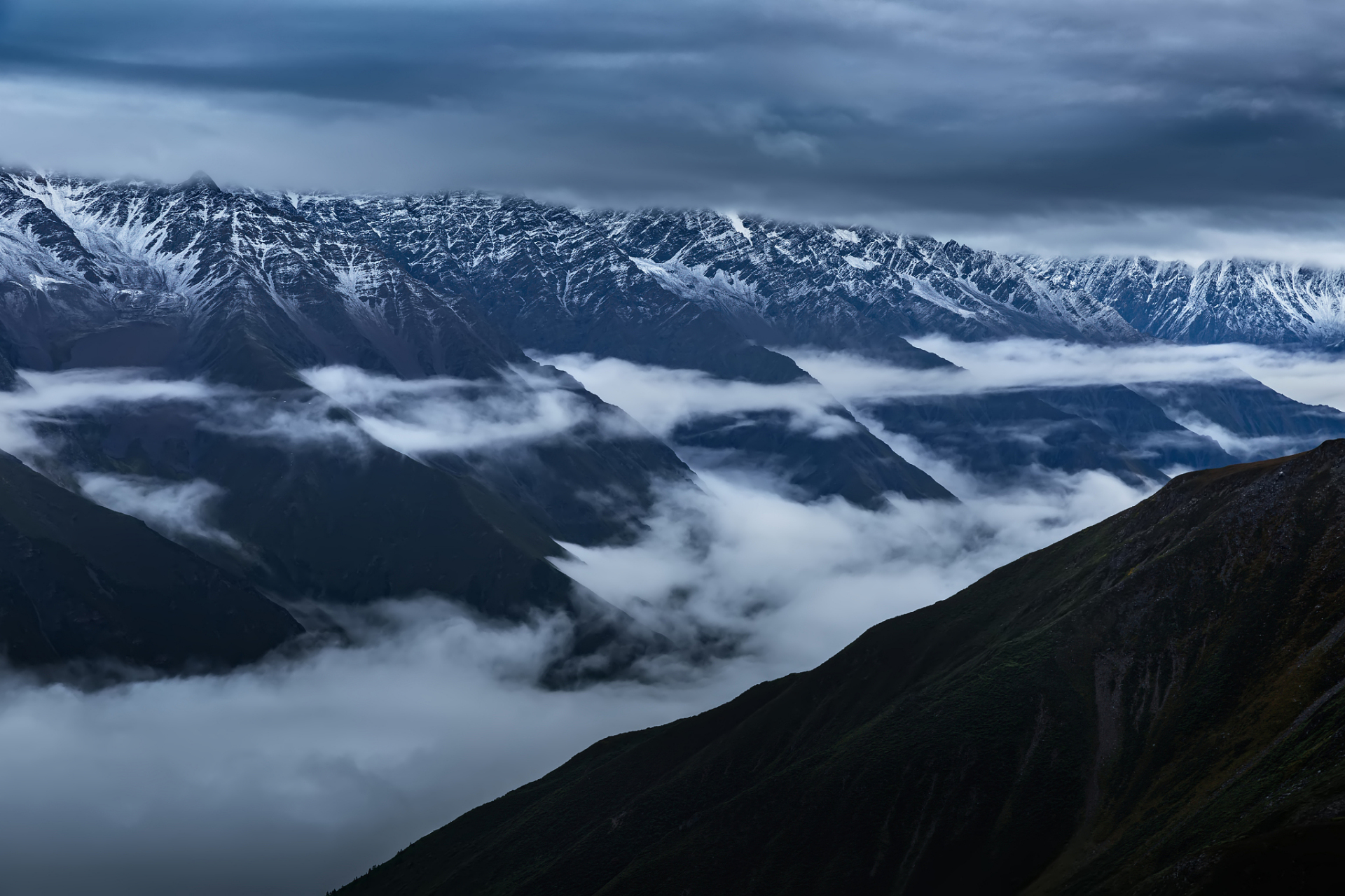 贡嘎山国家级风景名胜区,以其独特的康巴文化和木雅文化而闻名遐迩.