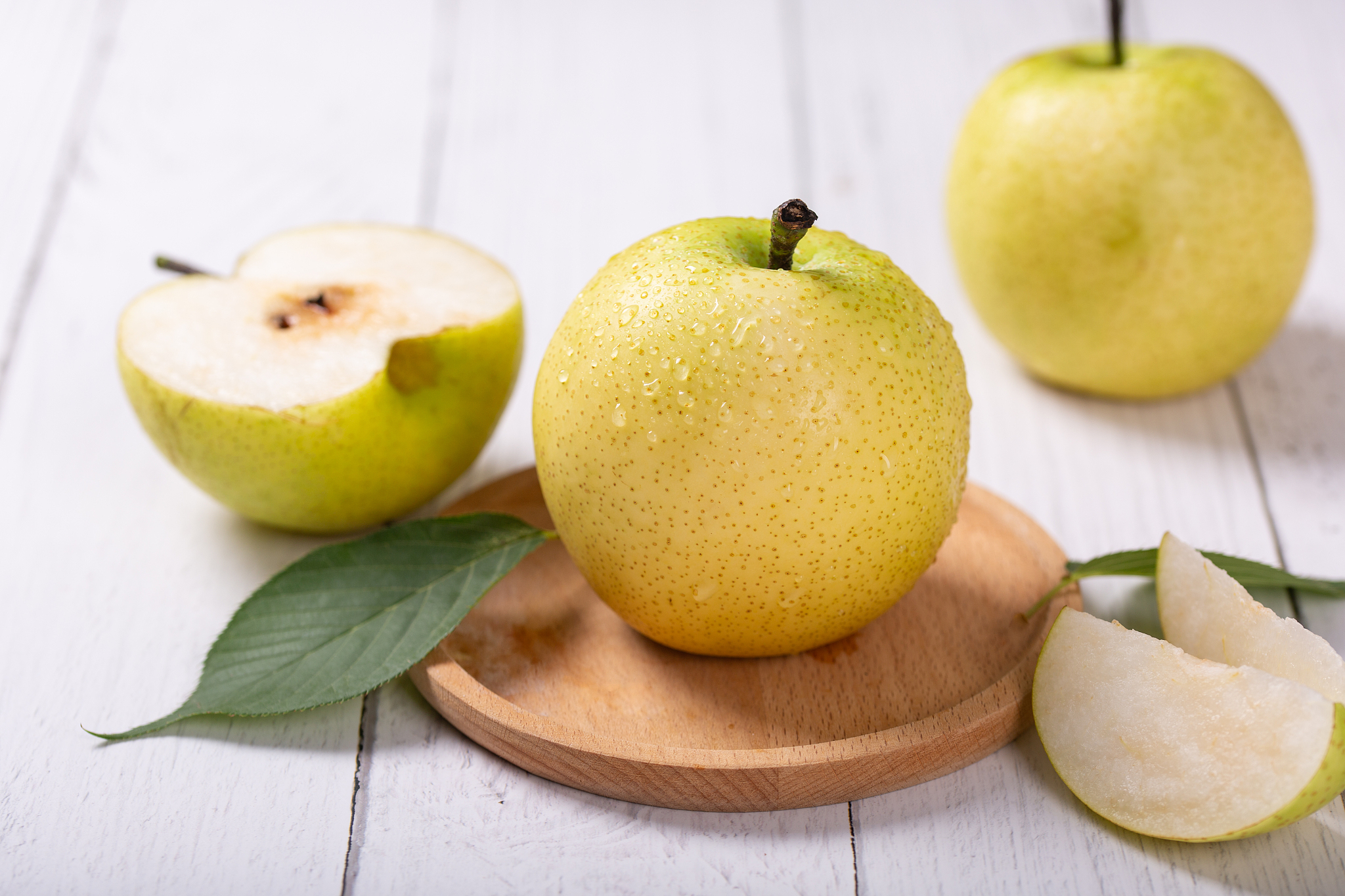 在探讨秋梨的果味时,我们不得不深入剖析其独特的风味来源及品鉴技巧