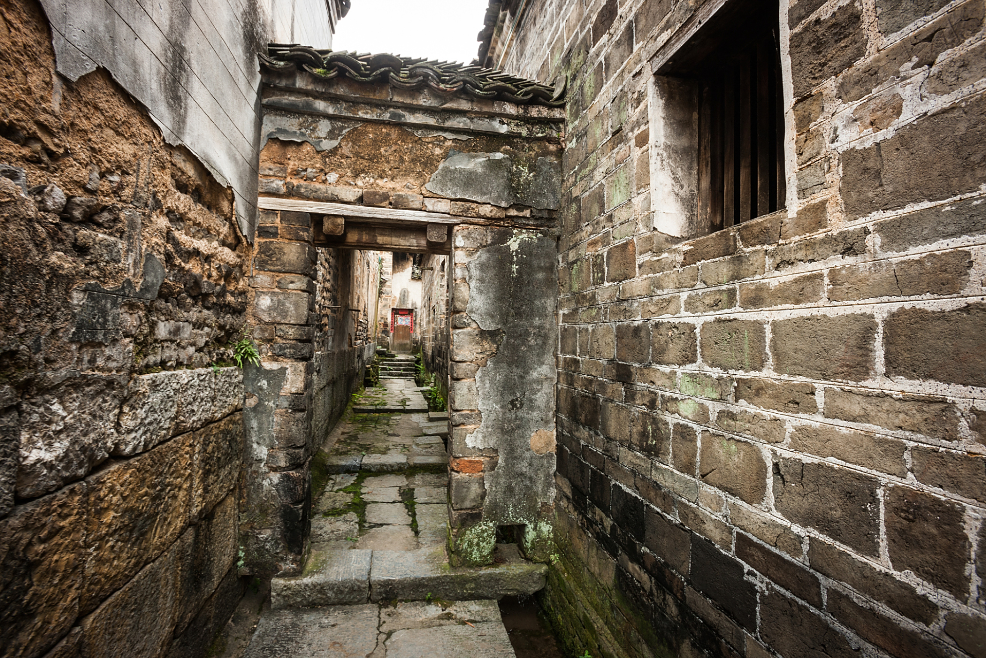浦江嵩溪古村,一处蕴含千年历史的古村落,历史底蕴深厚,仿佛一颗璀璨