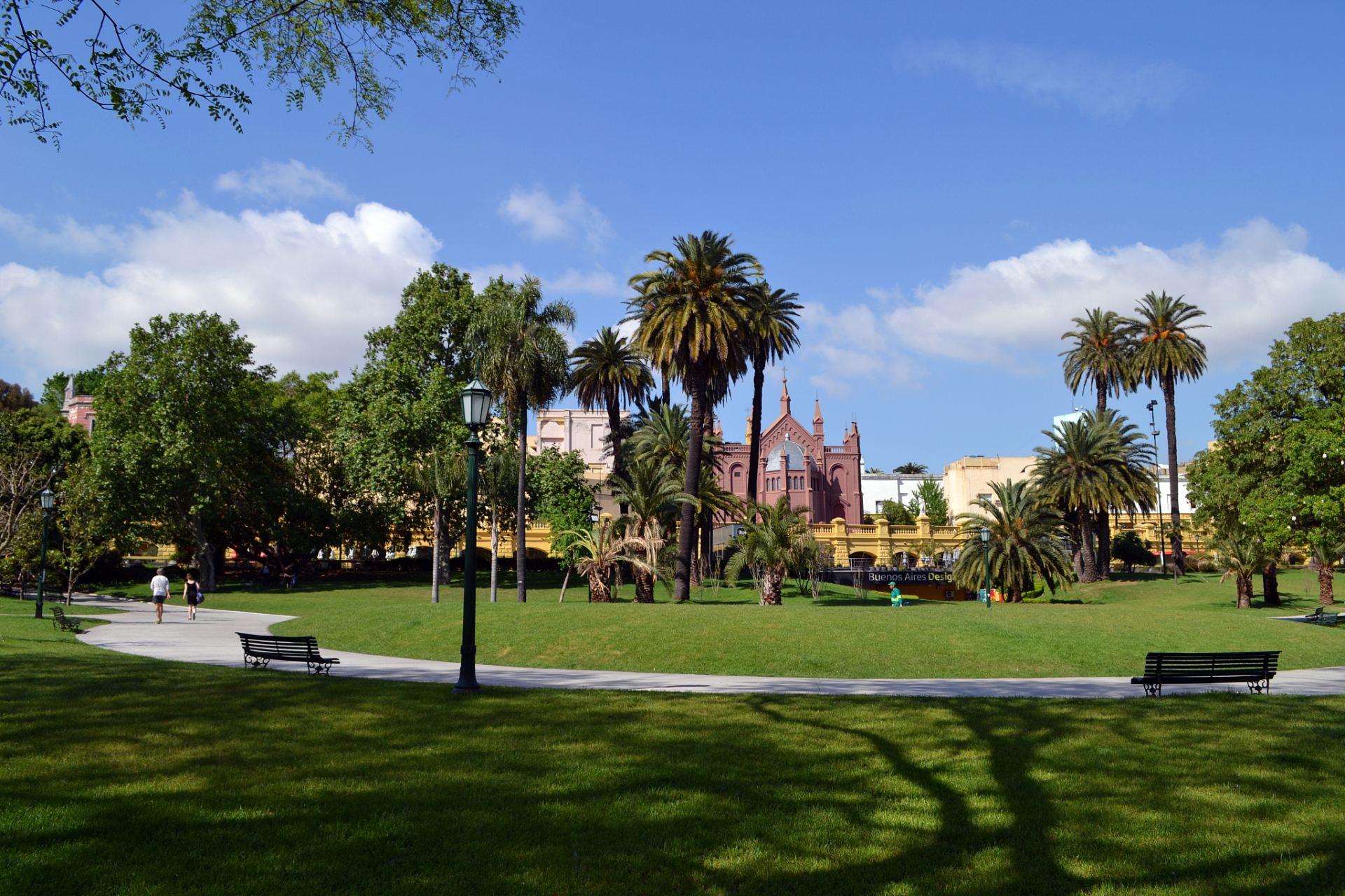 澳大利亚# #国王公园#  澳大利亚西澳州首府珀斯的国王公园发生火灾