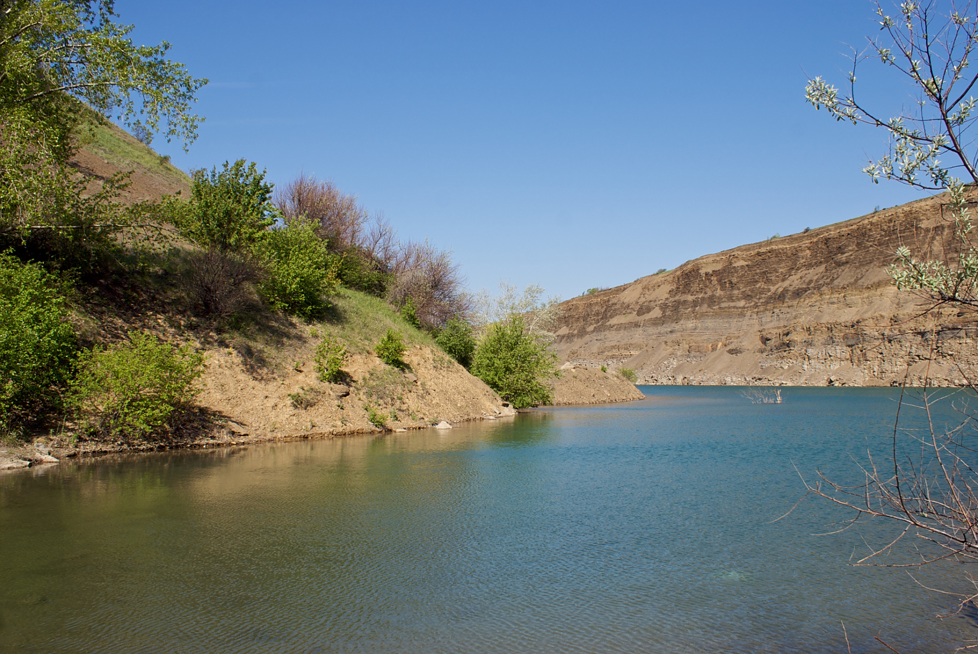 心定西再出发#定西狼渡湿地公园是位于中国甘肃定西市的一个湿地公园