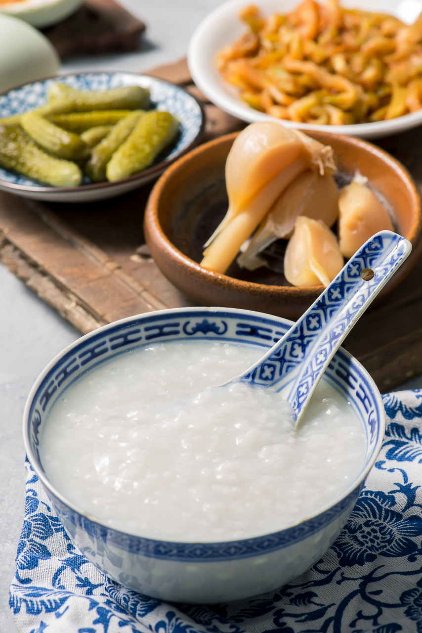 白粥配咸菜——没营养,不养胃还致癌!