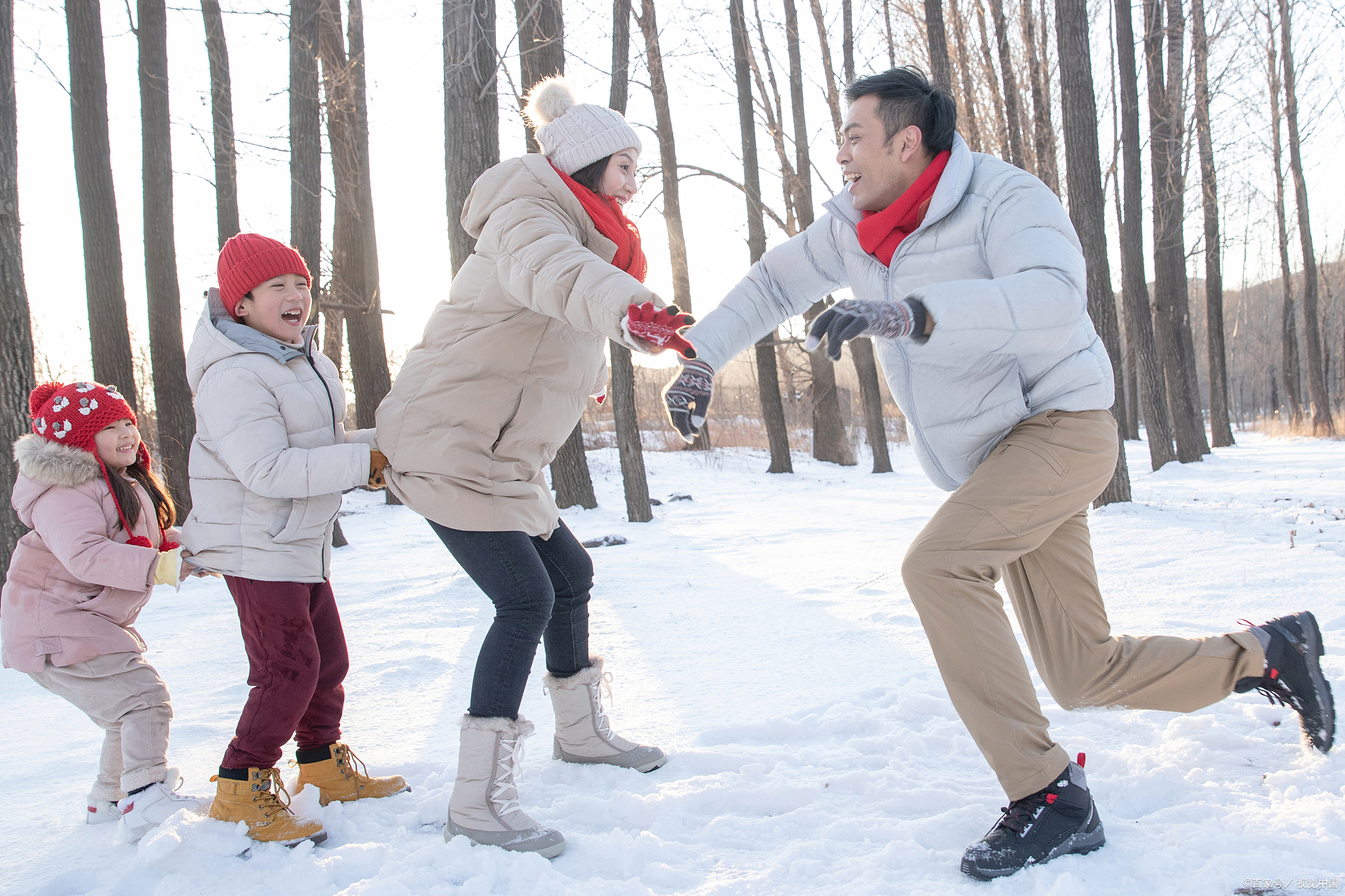 北方人打雪仗图片