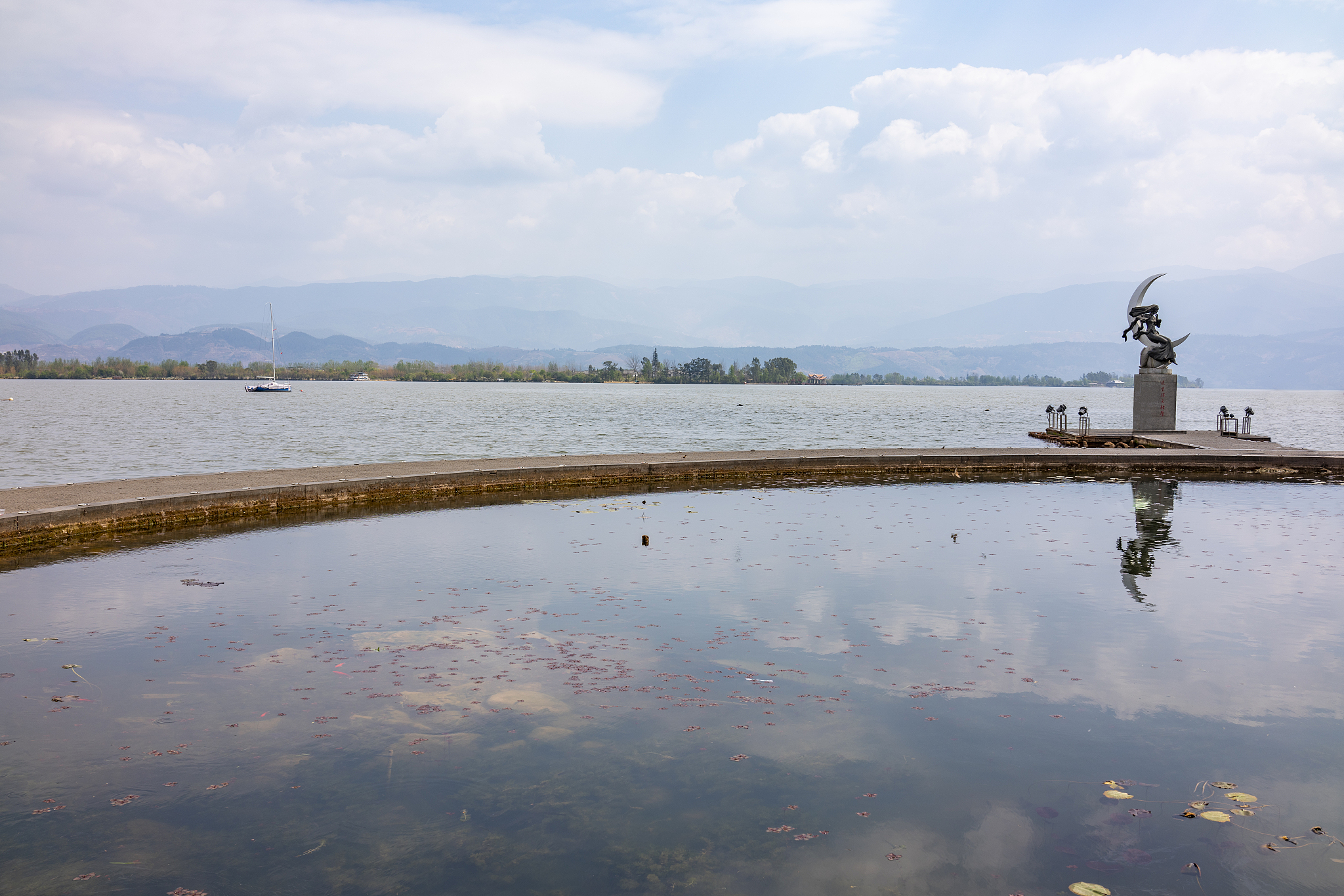 通海杞麓湖图片