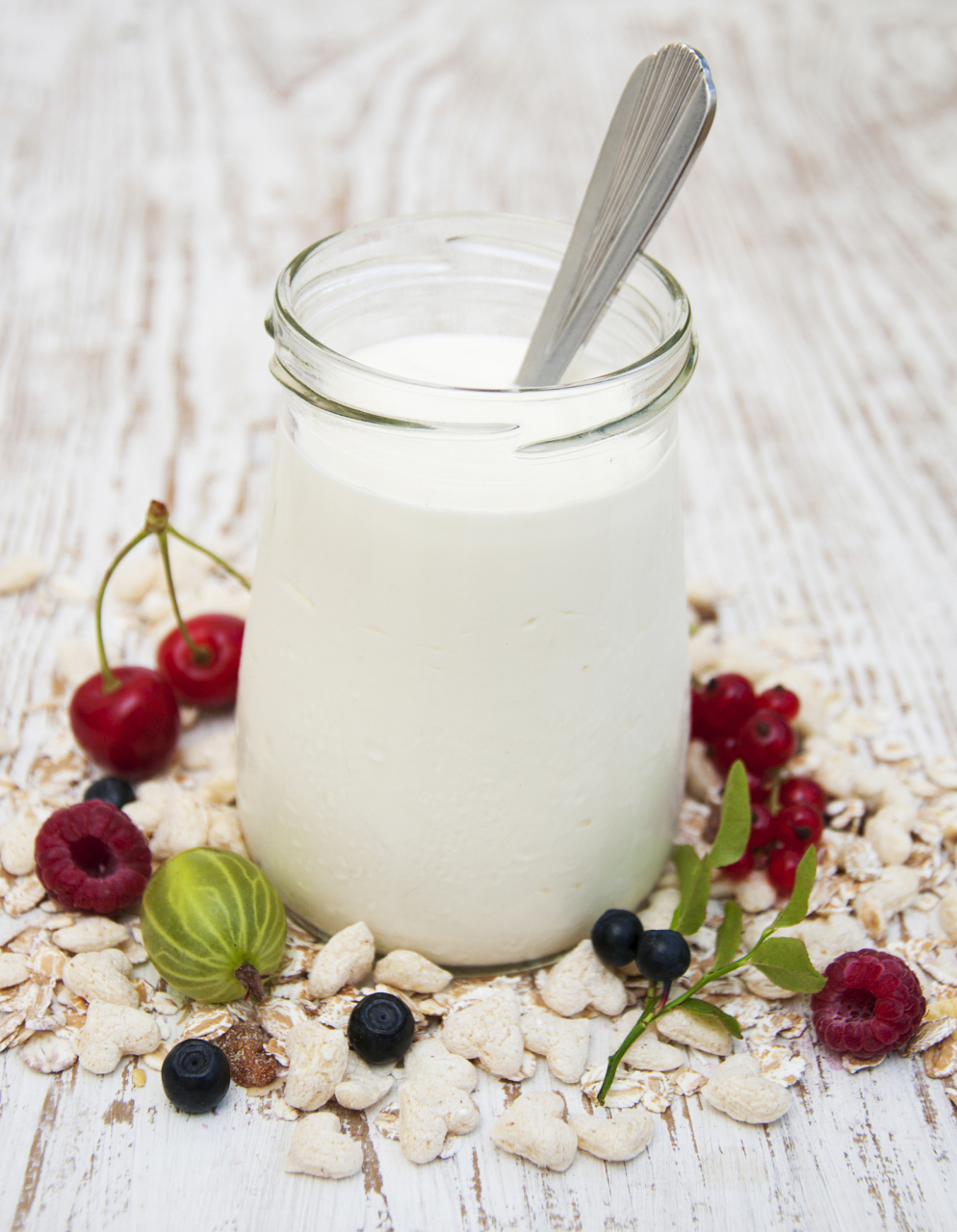 润燥清热的薏米百合汁是一种具有滋润肌肤,清热降火的饮品.