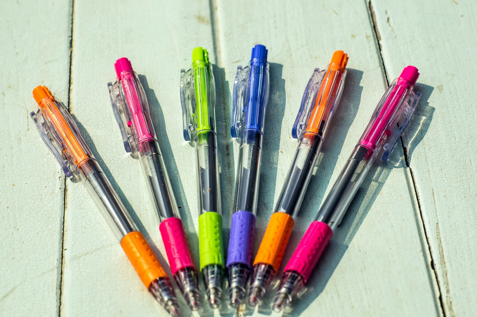 为何中国仍依赖进口圆珠笔?原来是油墨配方和笔尖工艺被国外品牌垄断.