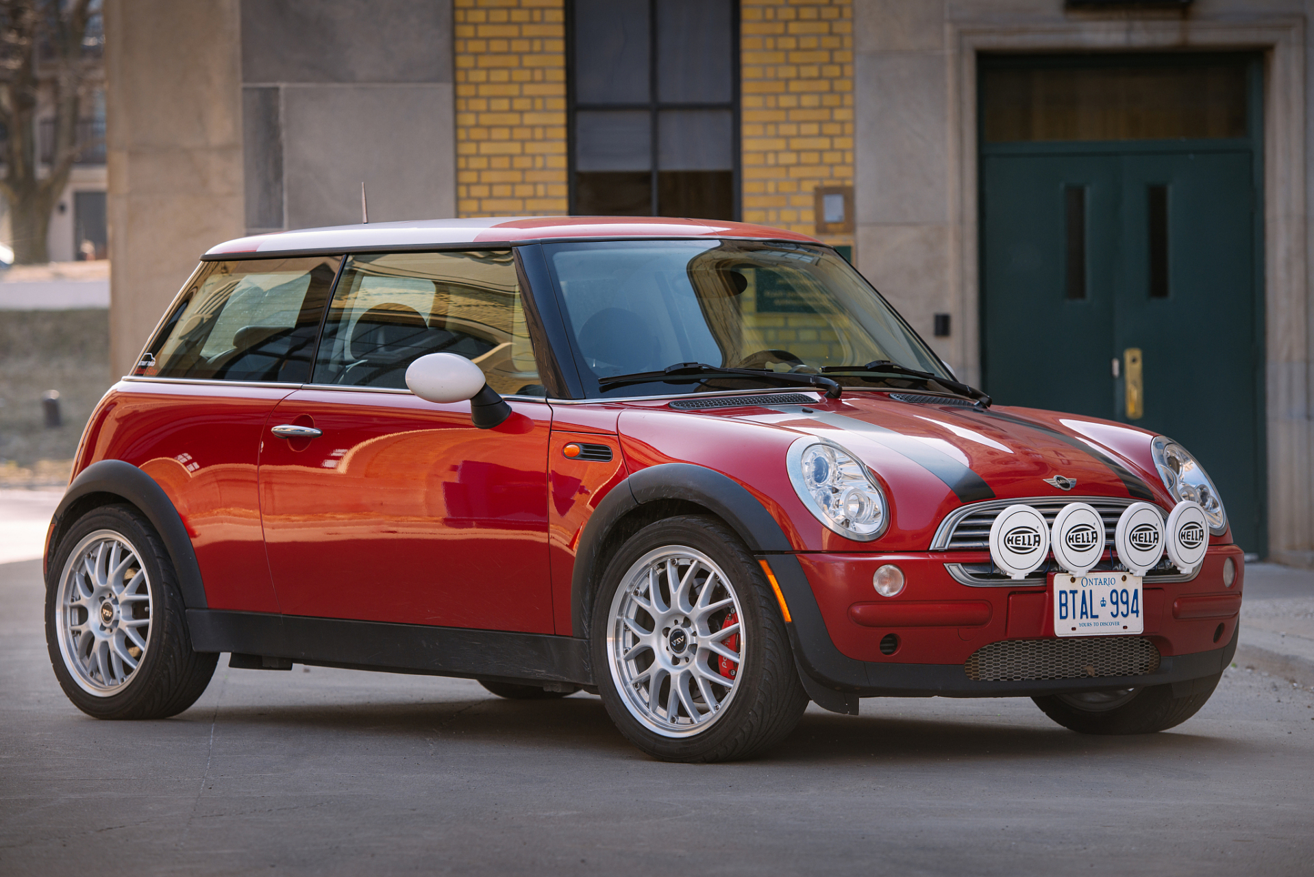 宝马mini的公关是自己的团队吗?真的,不太行啊.