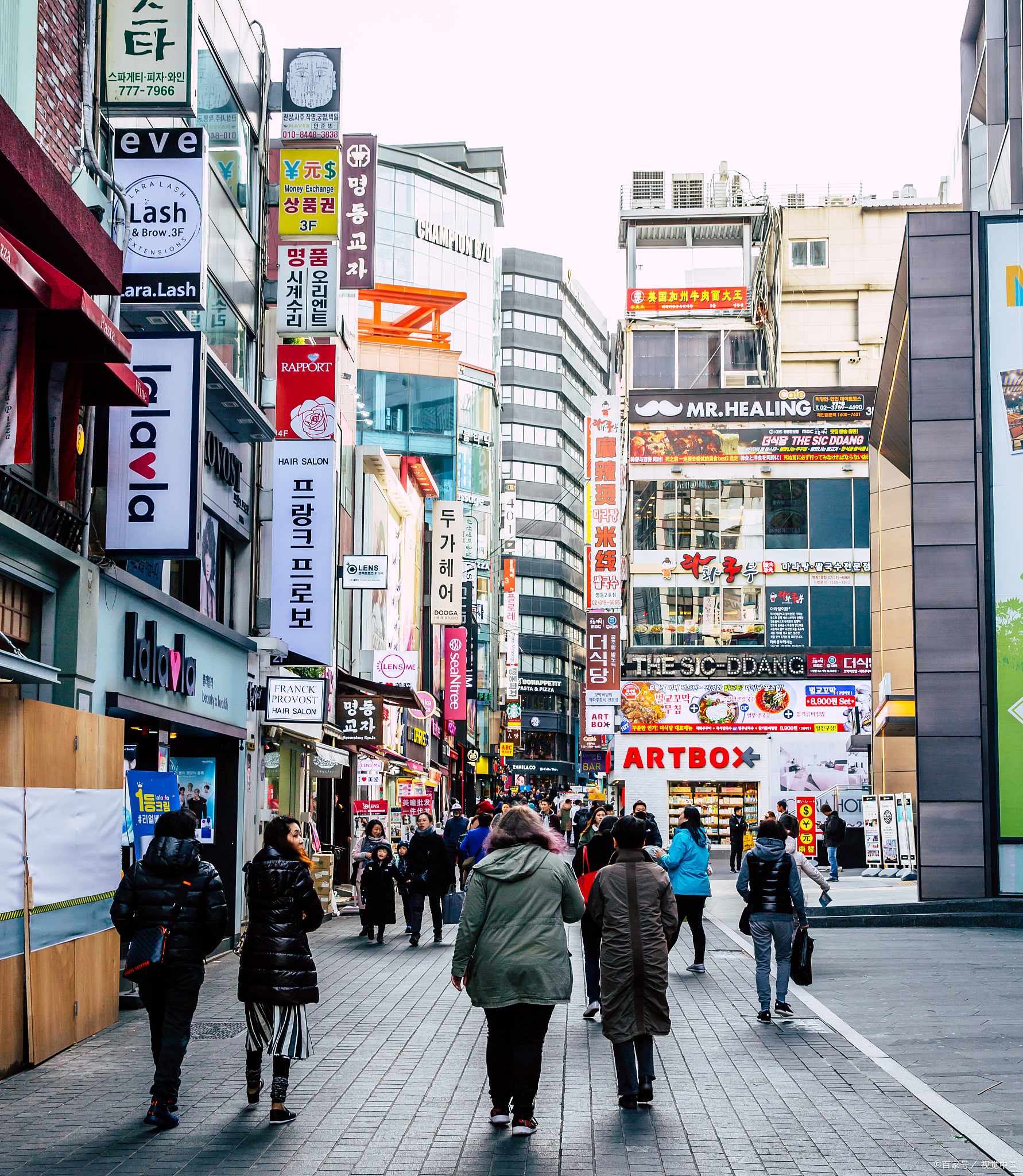 韩国明洞商业街图片