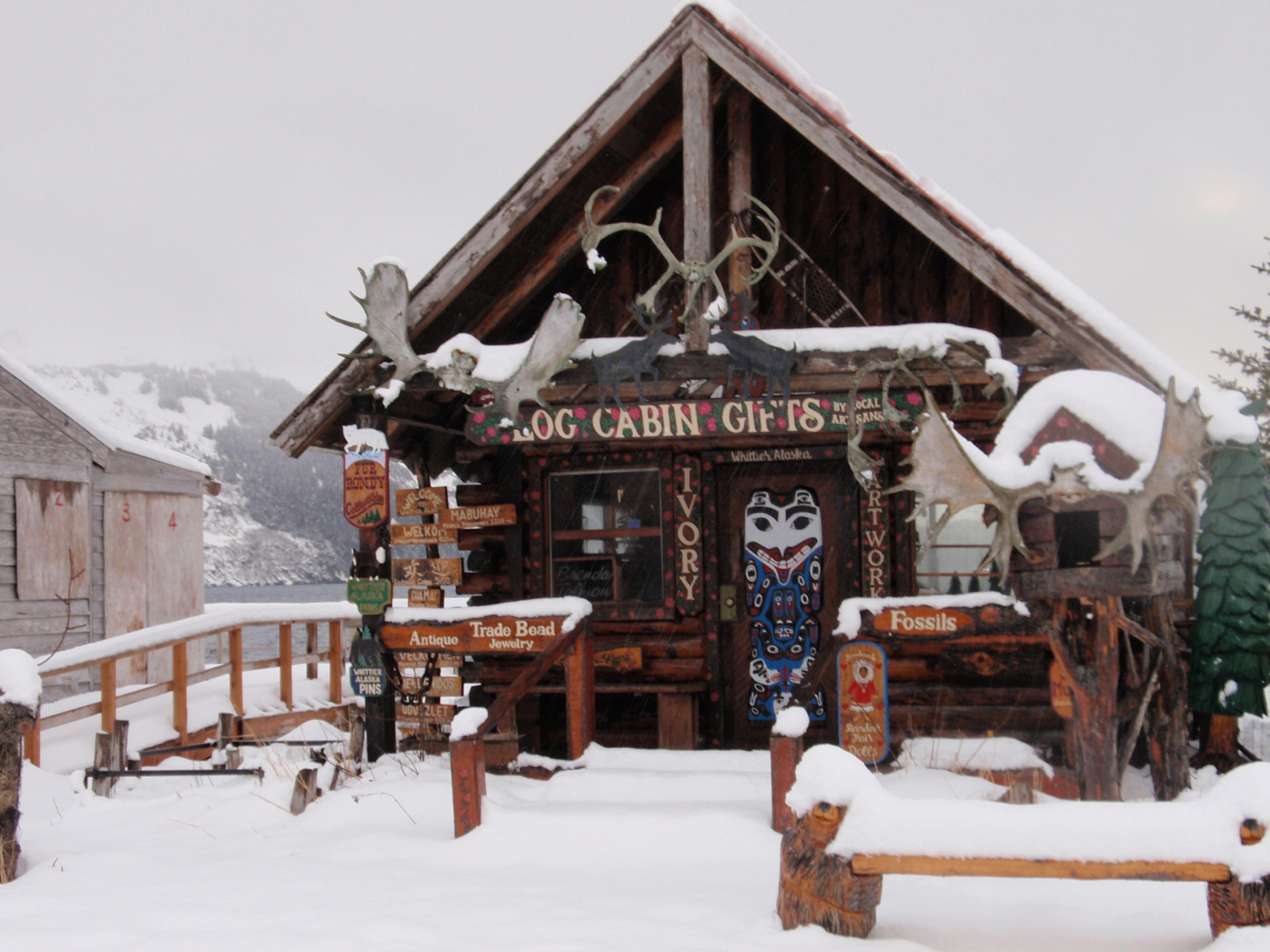 夏日的海林县,宛如一颗璀璨的明珠隐藏在大自然的怀抱中,静待有心人的
