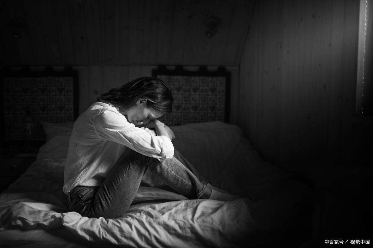 产后抑郁自救指南:新手妈妈必看的6个情绪开关