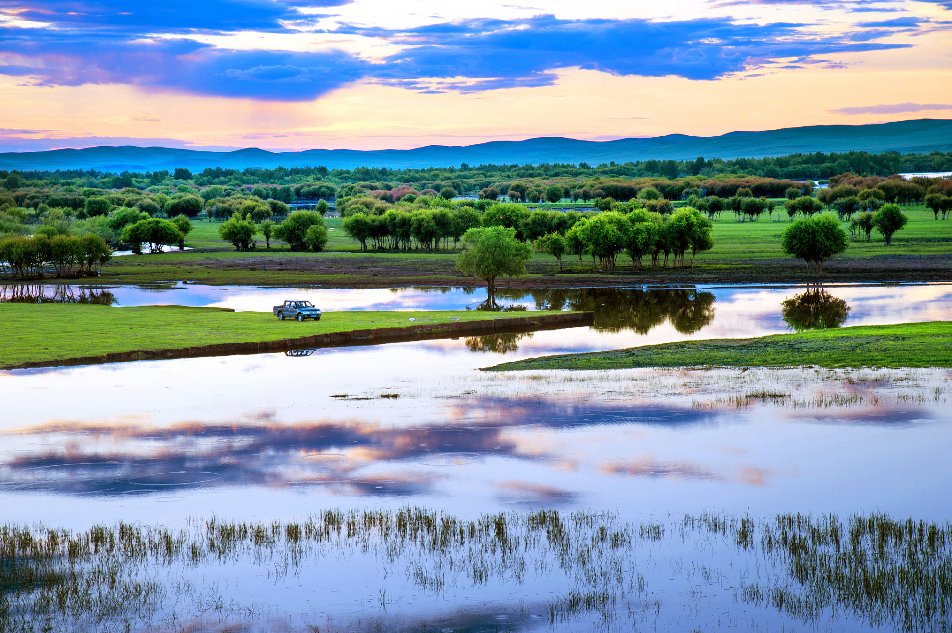哈巴湖生态旅游区,宁夏沙漠明珠,原生态自然景观,丰富生物资源,深厚