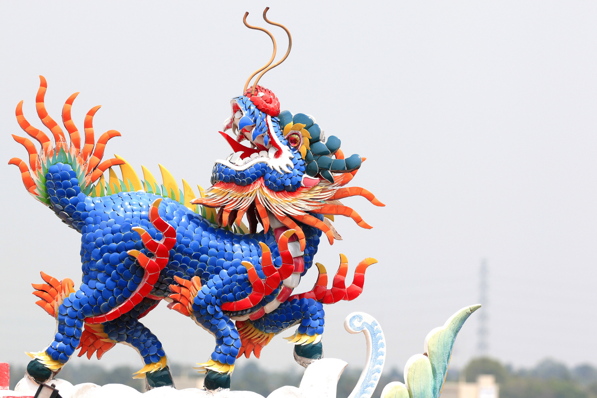 麒麟是中国古代神话中的瑞兽,具有辟邪,保平安等寓意.