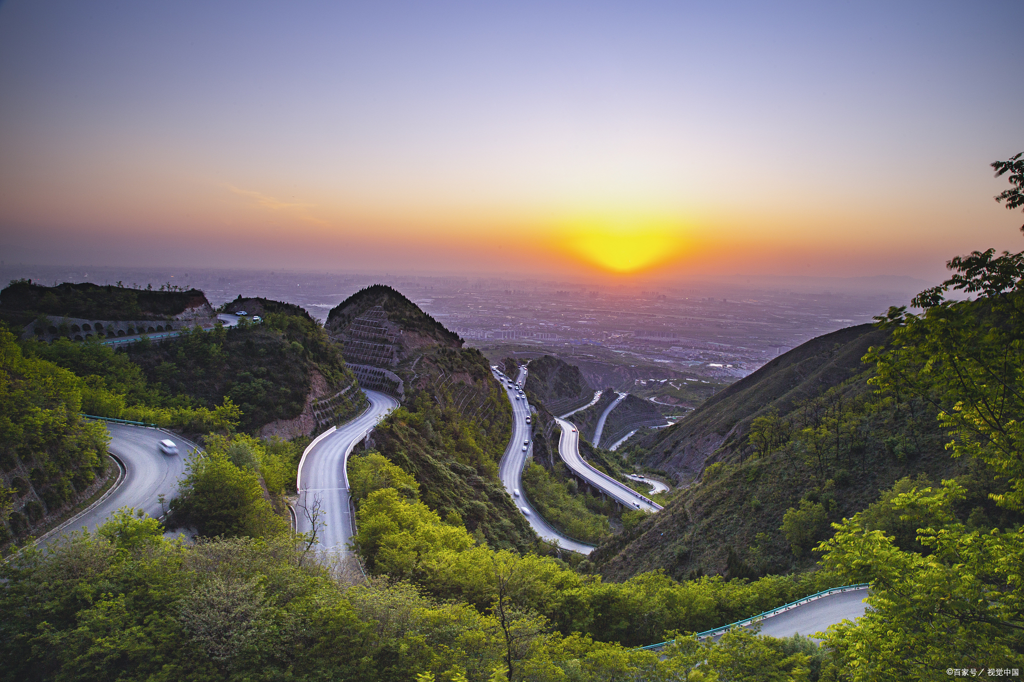 骊山盘山路照片图片